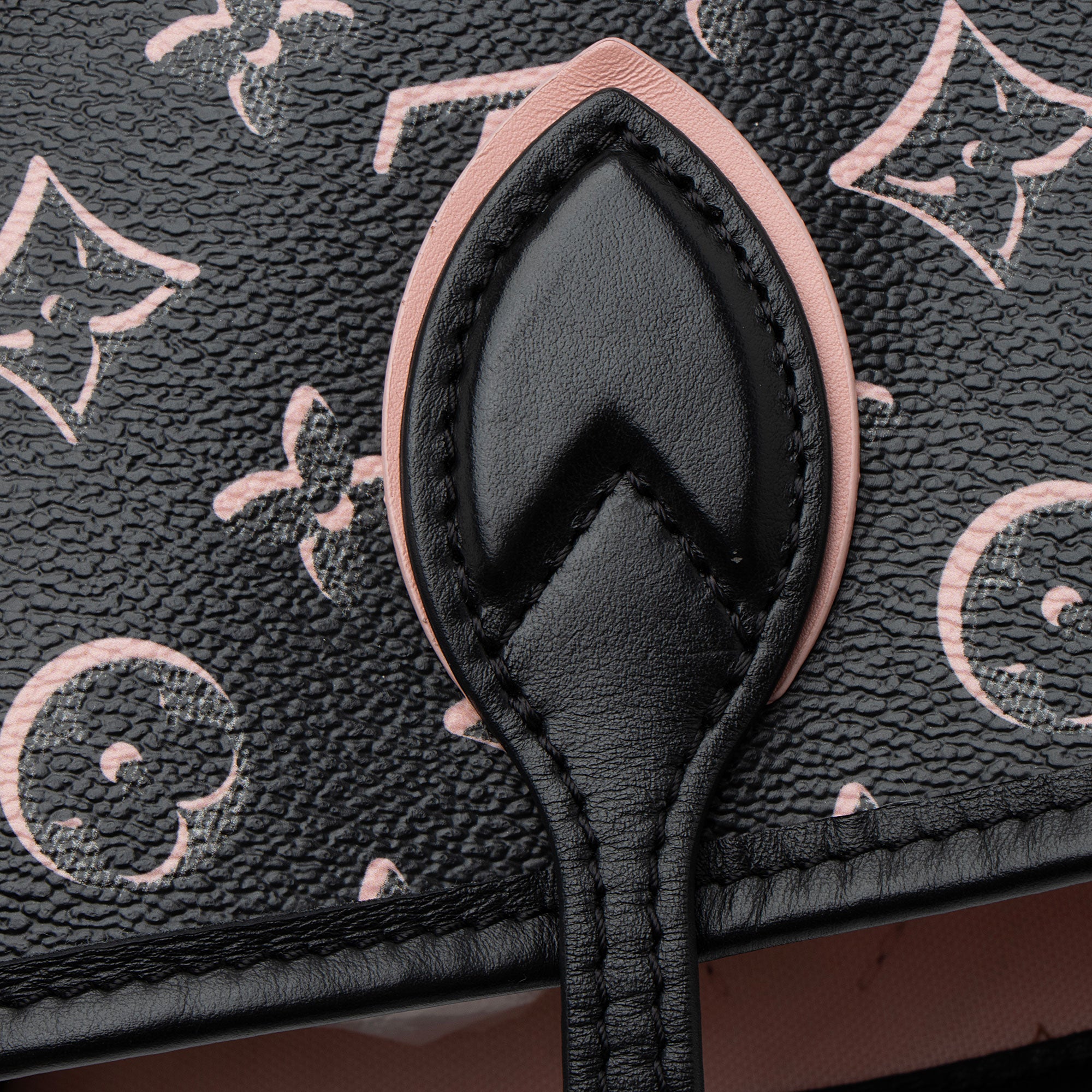 Louis Vuitton Limited Edition Monogram Canvas Fall For You Neverfull MM Tote