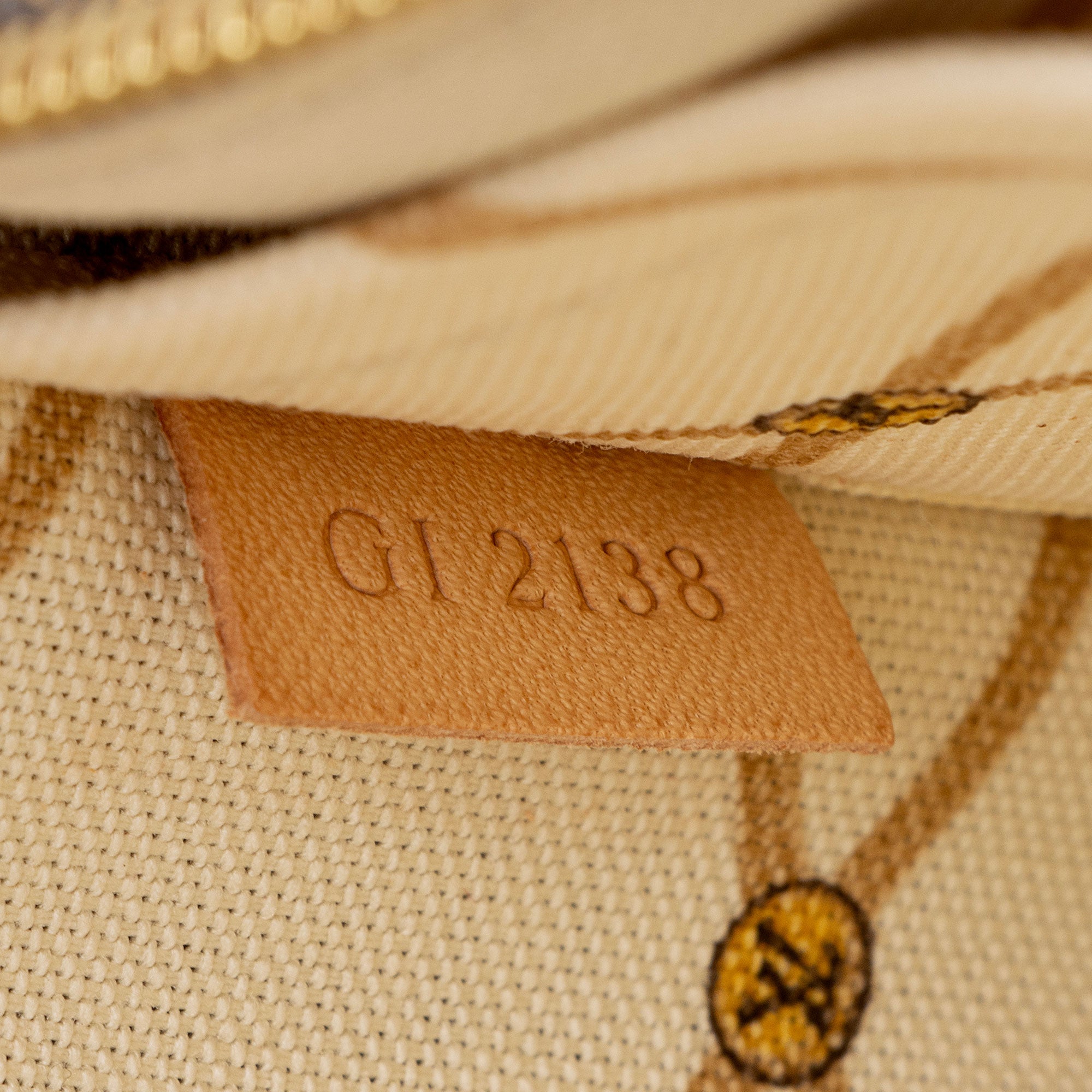 Louis Vuitton Limited Edition Monogram Canvas Summer Trunk Neverfull MM Pochette