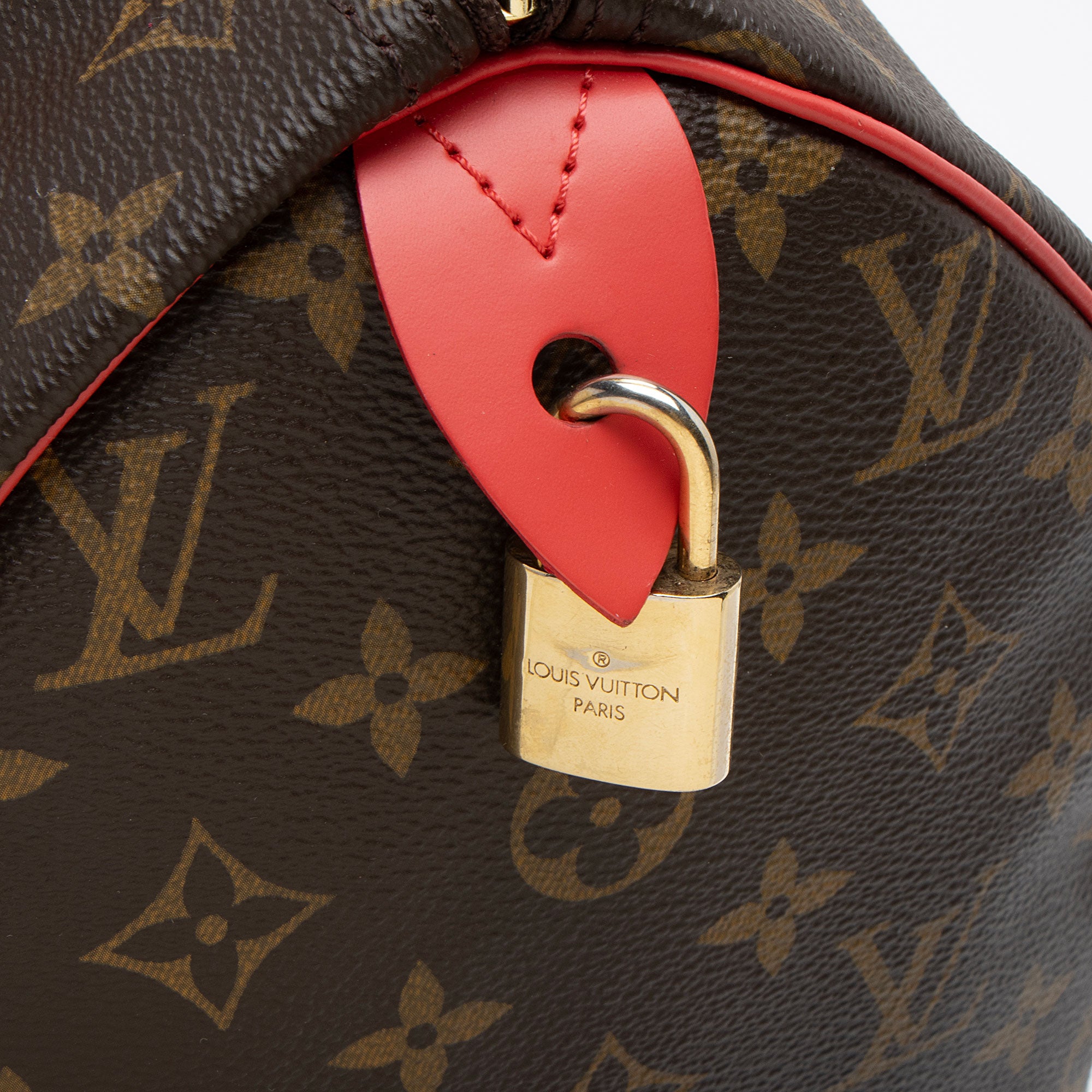 Louis Vuitton Limited Edition Monogram Canvas Totem Speedy 30 Satchel (SHF-emv1sU)