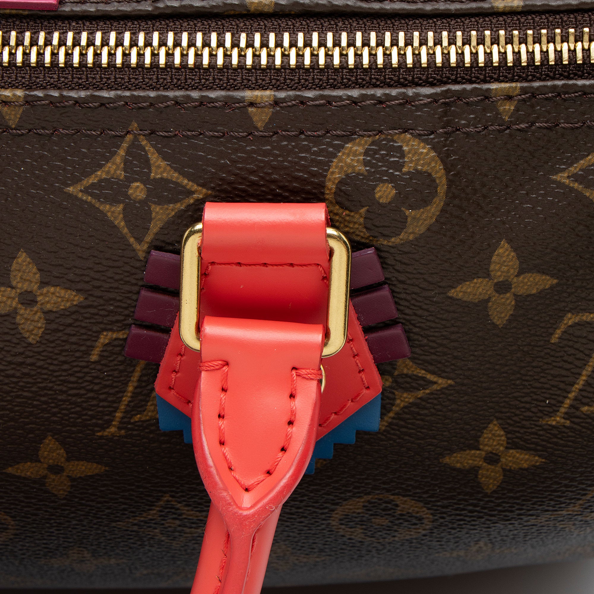 Louis Vuitton Limited Edition Monogram Canvas Totem Speedy 30 Satchel (SHF-emv1sU)