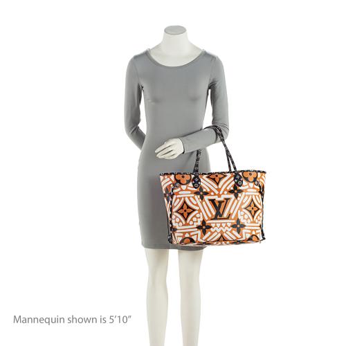 Louis Vuitton Limited Edition Monogram Crafty Neverfull MM Tote (SHF-aOq6h6)