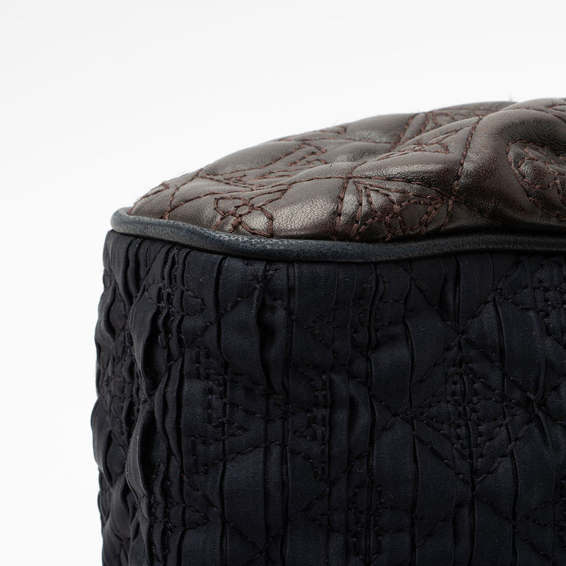 Louis Vuitton Limited Edition Monogram Satin Leather Coquette Pochette Clutch (SHF-jITFo4)