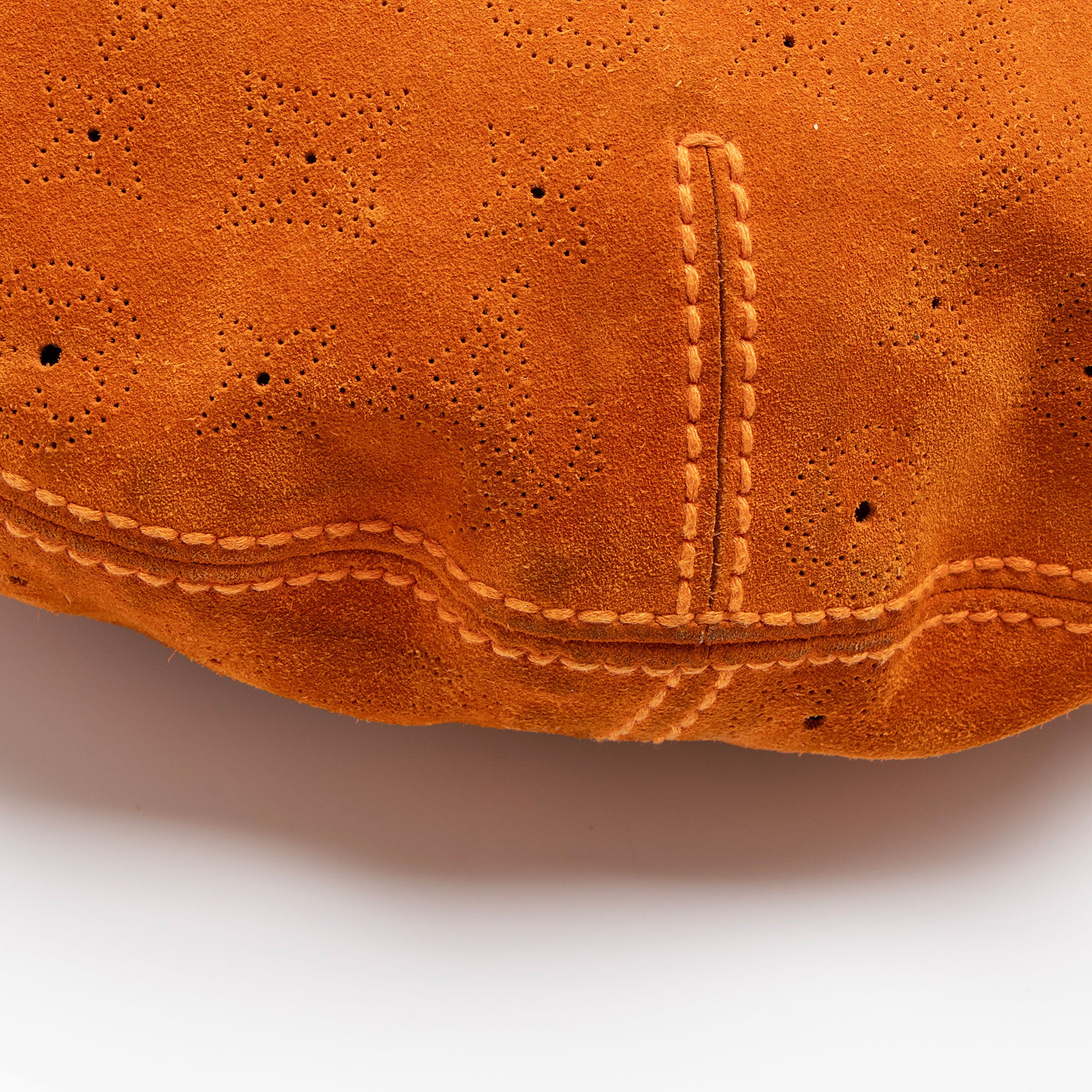 Louis Vuitton Limited Edition Monogram Suede Onatah GM Hobo (SHF-G76oTY)