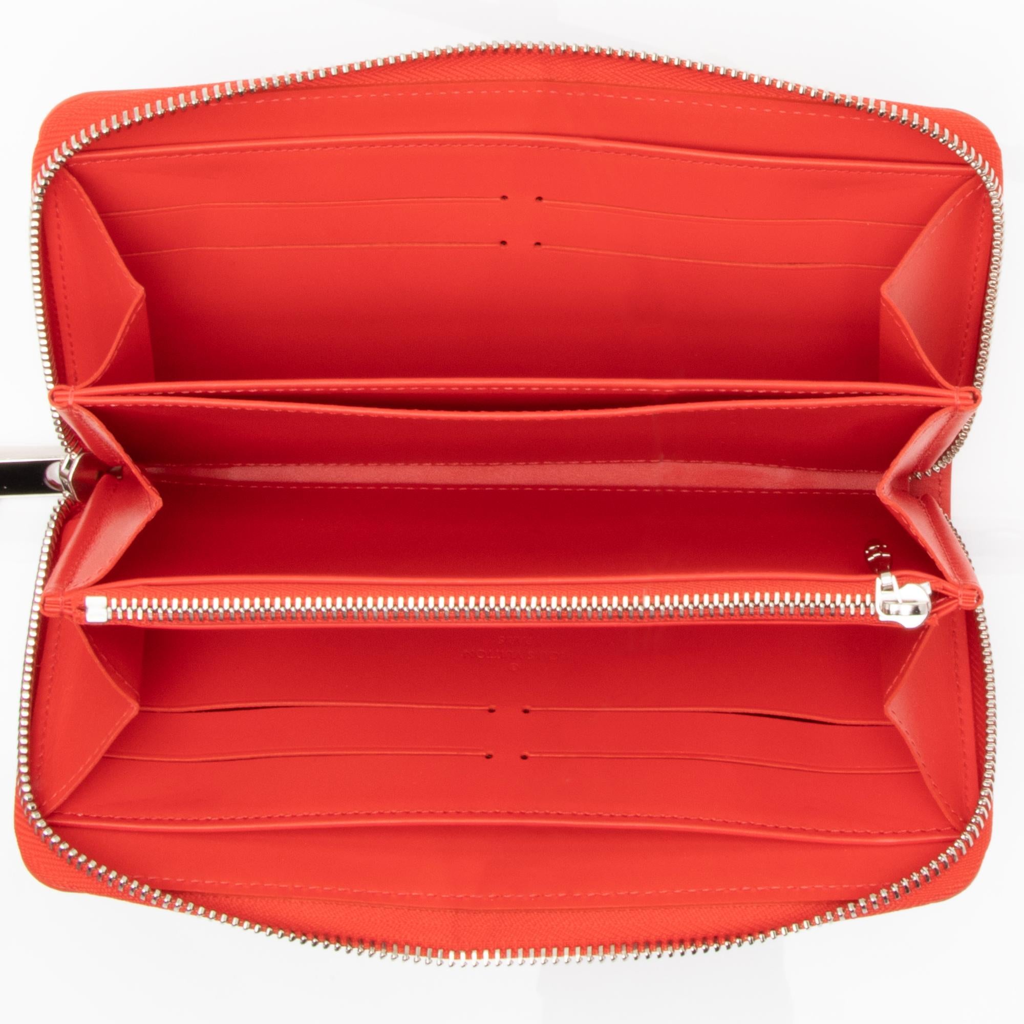 Louis Vuitton Limited Edition Monogram Vernis Jungle Dots Zippy Wallet (SHF-23936)