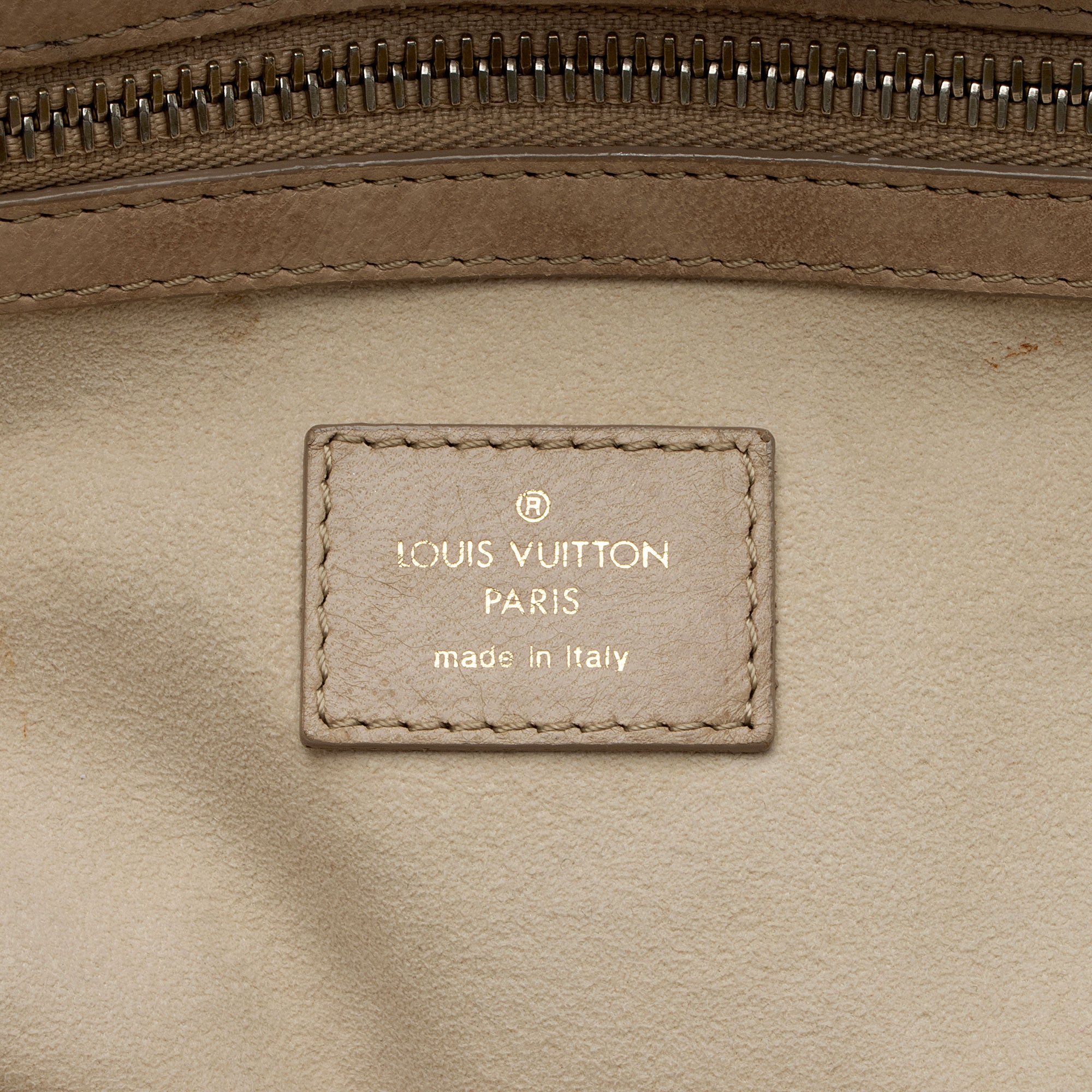Louis Vuitton Limited Edition Olympe Stratus PM Satchel (SHF-zDErTa)