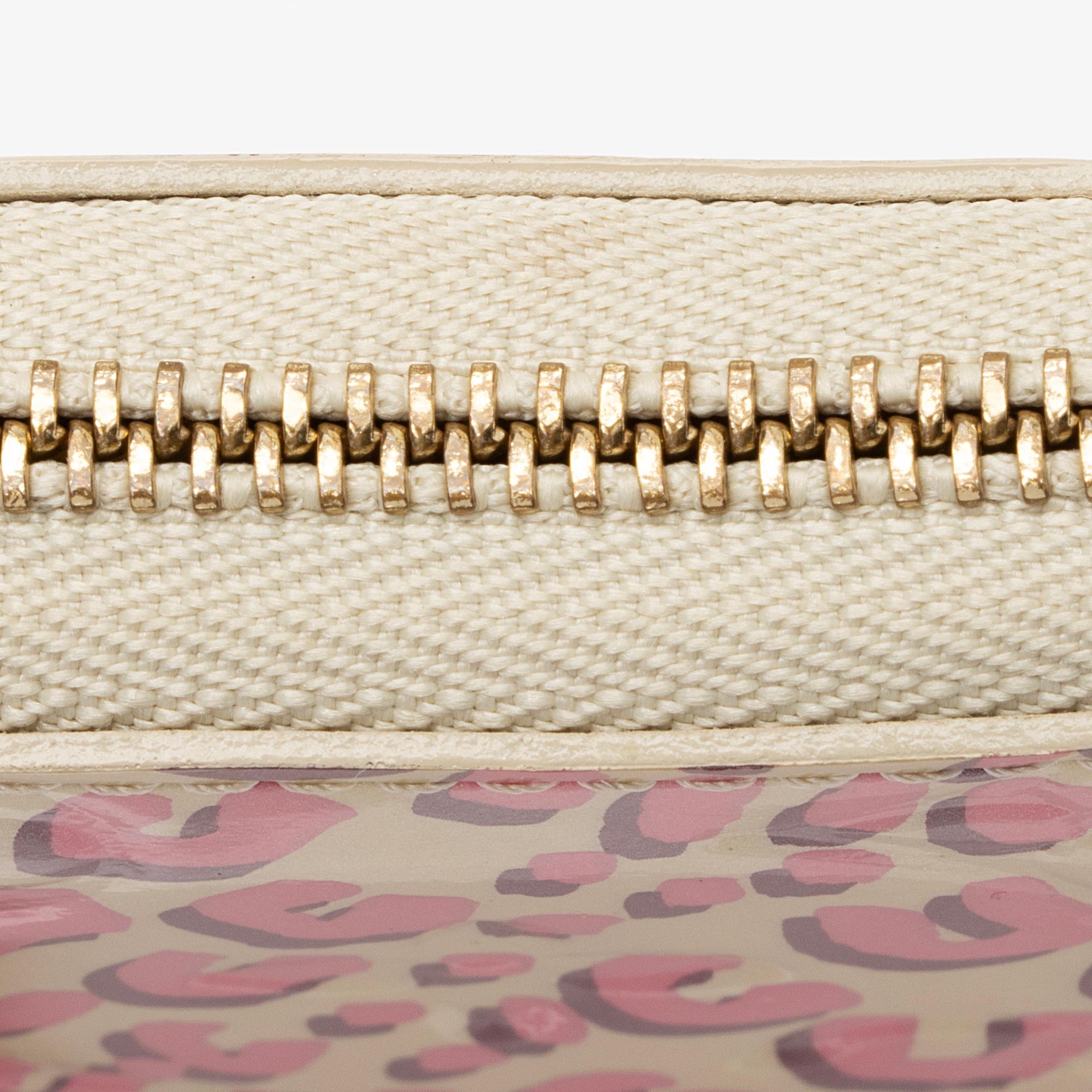 Louis Vuitton Limited Edition Stephen Sprouse Monogram Vernis Leopard Zippy Coin Purse (SHF-23865)