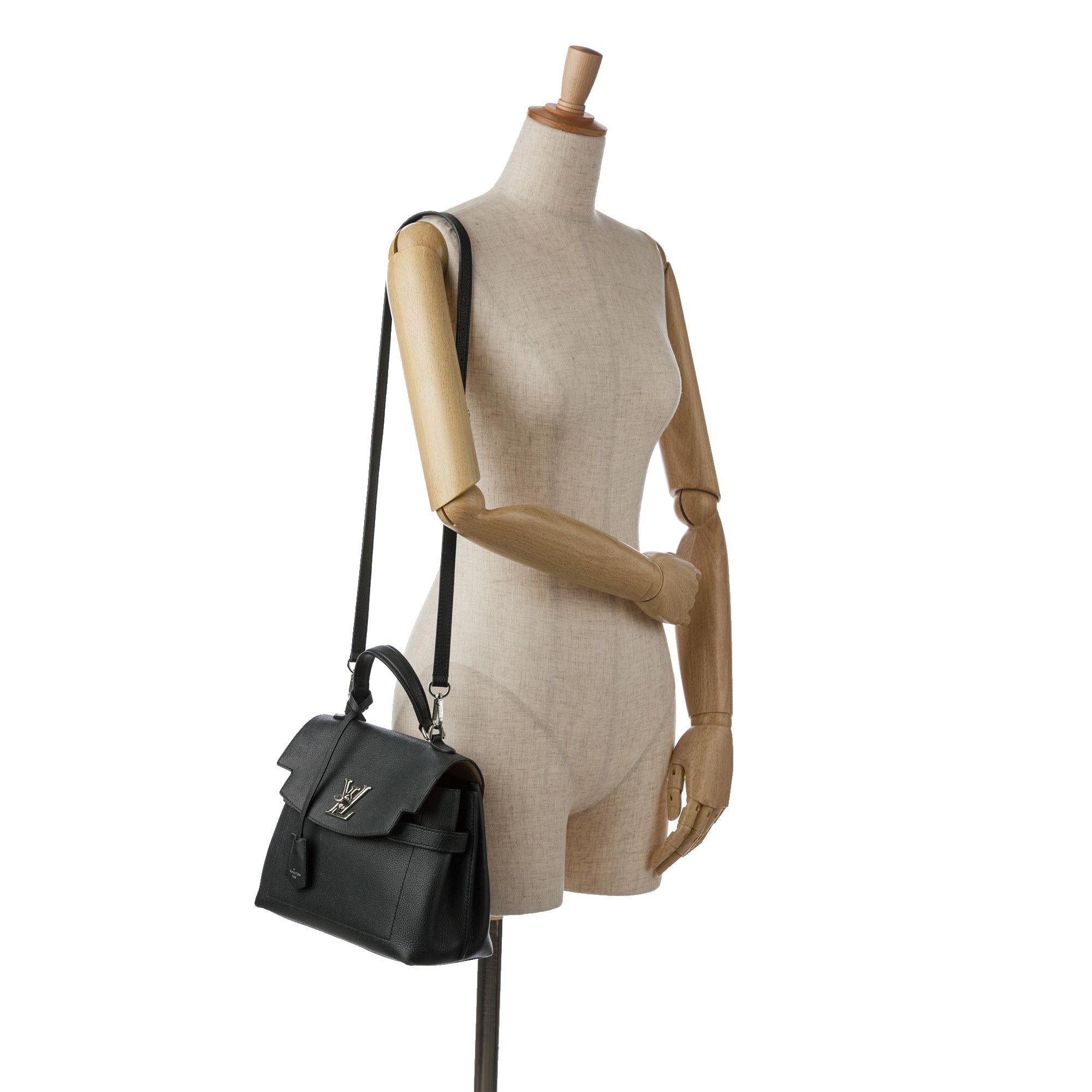 Louis Vuitton LockMe Ever BB (SHG-d8jTQQ)