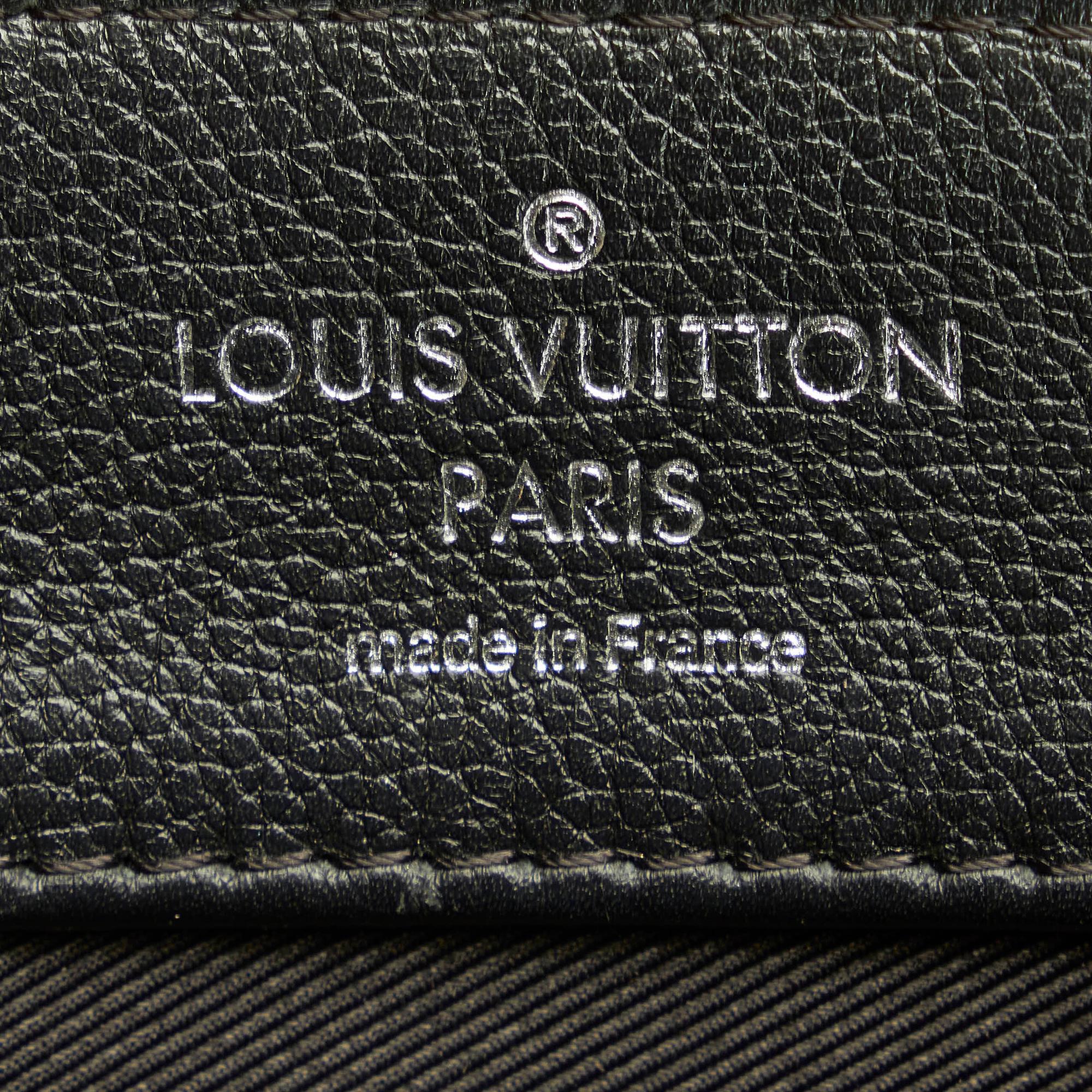Louis Vuitton LockMe II Satchel (SHG-36757)