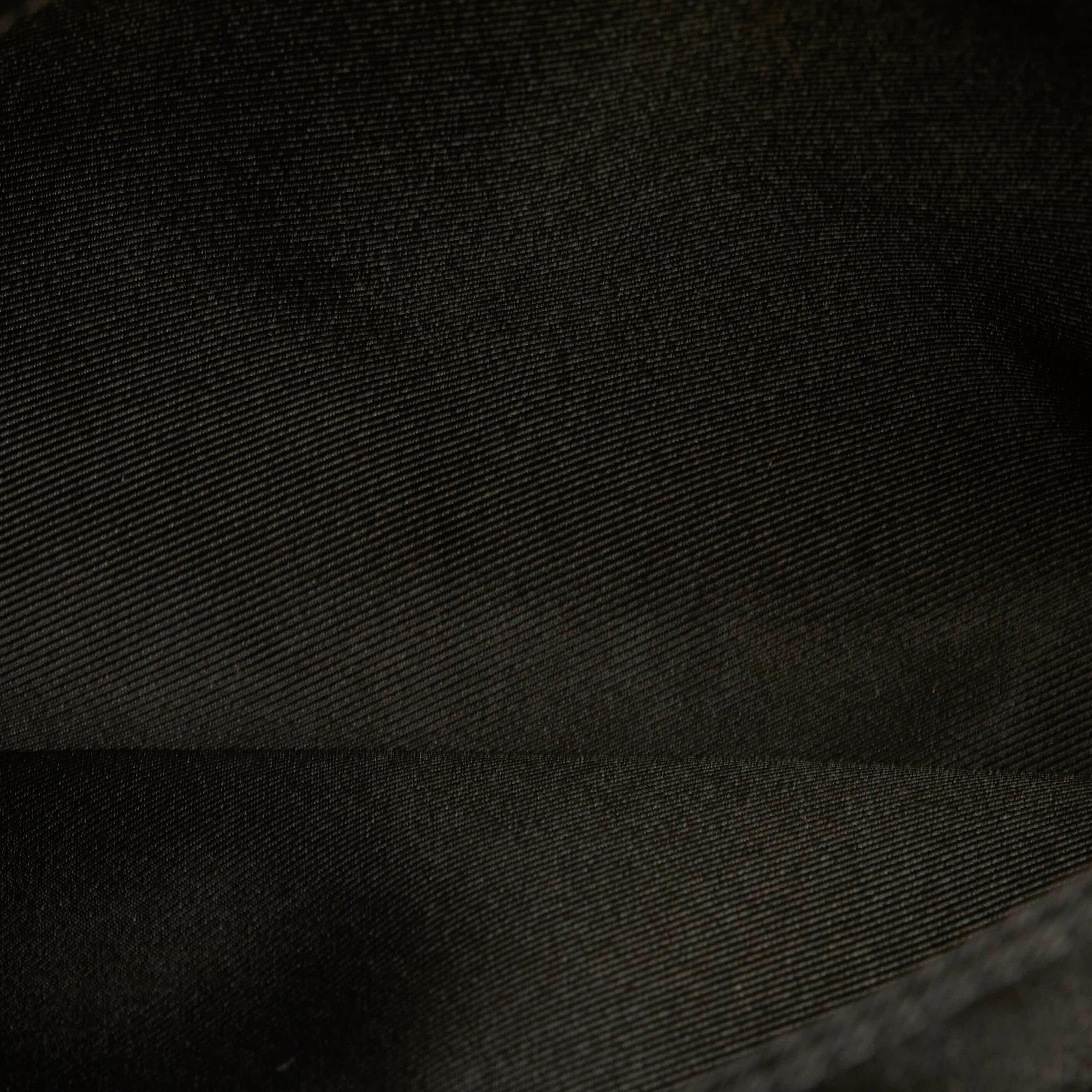 Louis Vuitton LockMe II Satchel (SHG-36757)