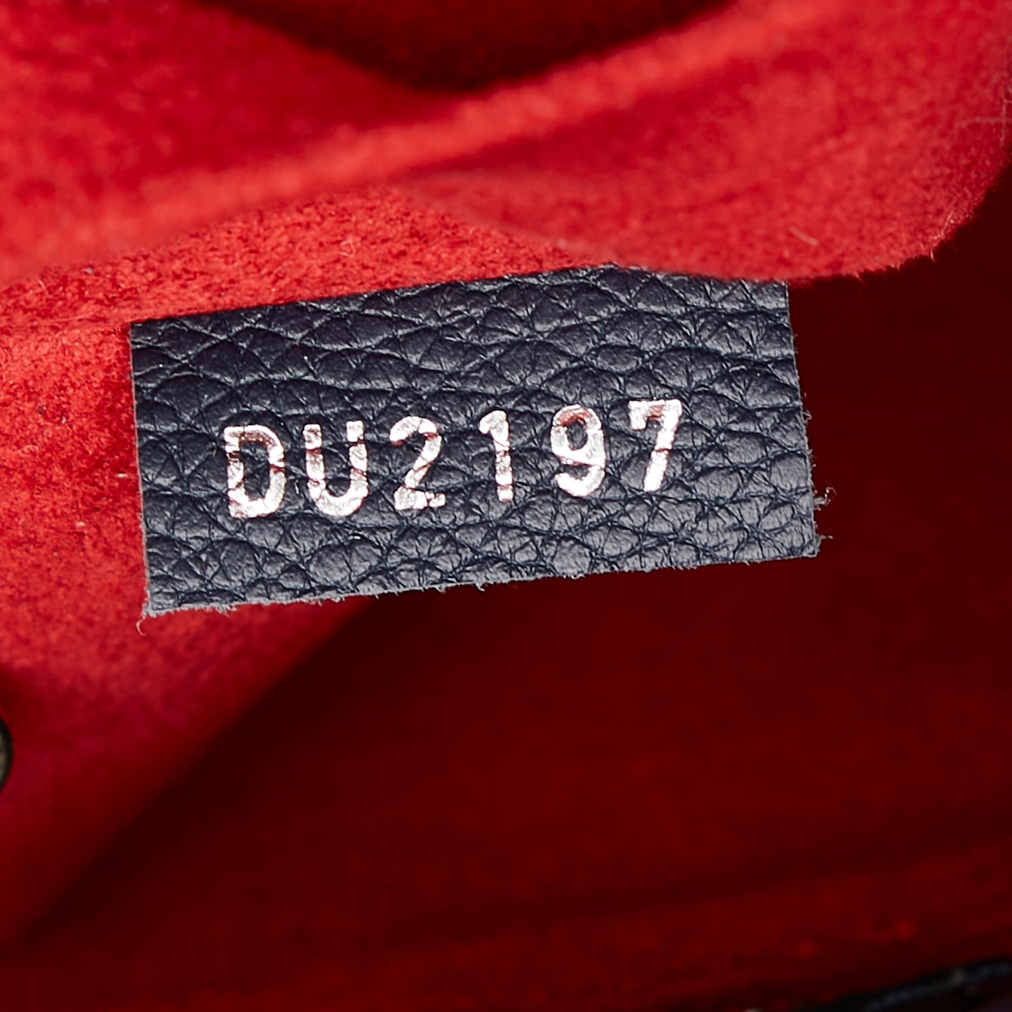 Louis Vuitton Lockme Braided Bucket Bag (SHG-xiGyxc)