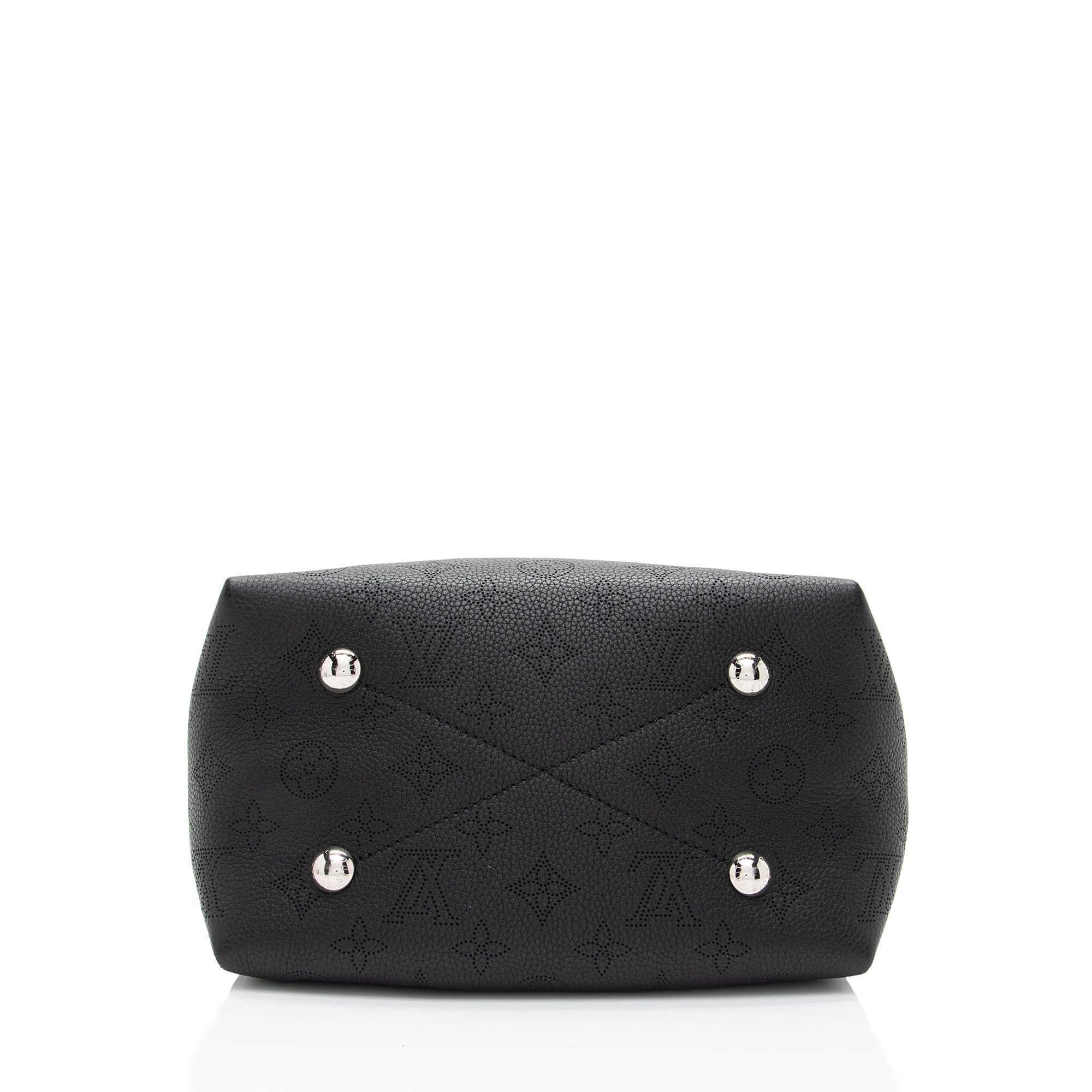 Louis Vuitton Mahina Leather Bella Bucket Bag (SHF-CcyhzL)