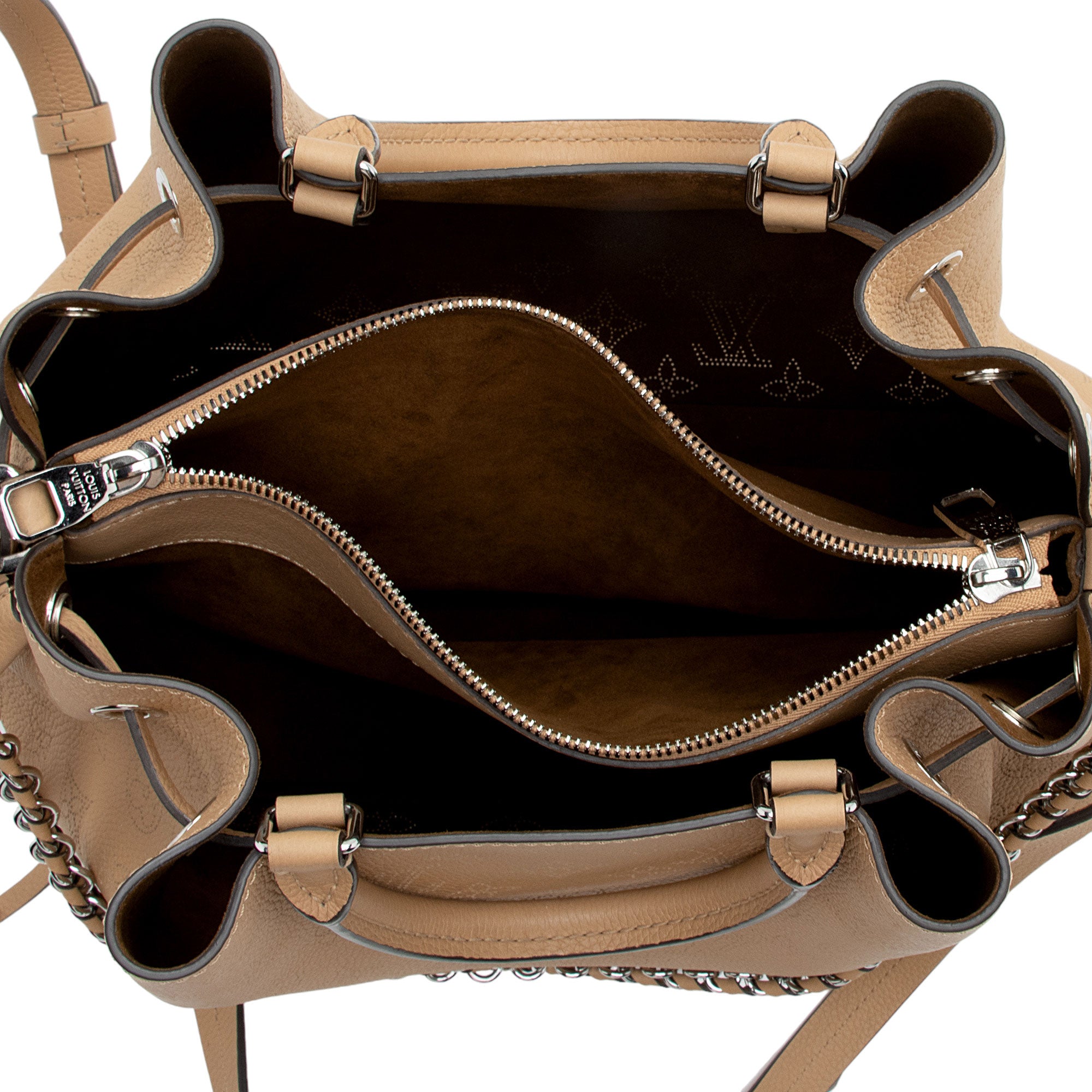 Louis Vuitton Mahina Leather Bella Tote (SHF-pGCMeu)