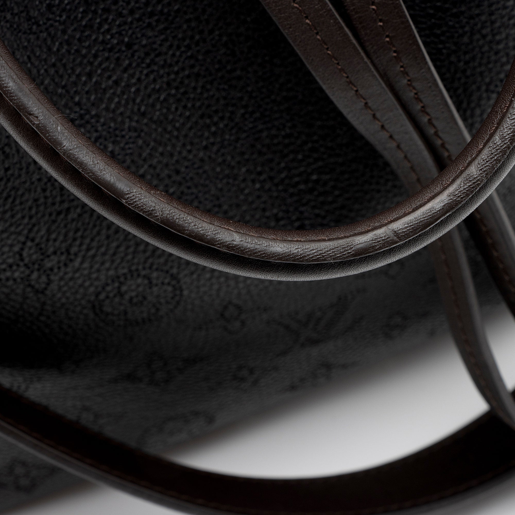 Louis Vuitton Mahina Leather Girolata Tote