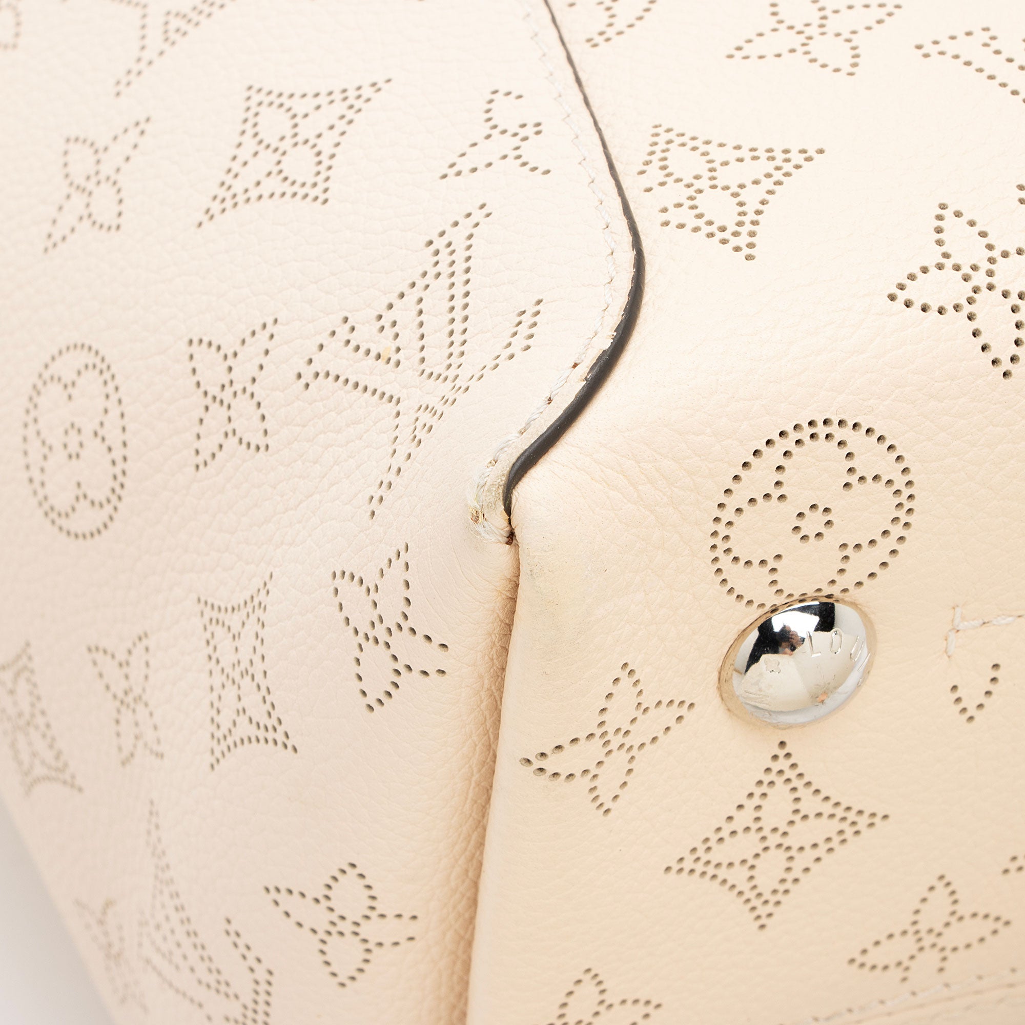 Louis Vuitton Mahina Leather Hina MM Tote