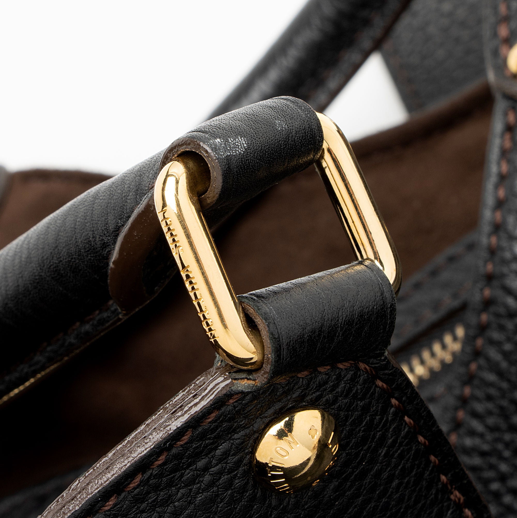 Louis Vuitton Mahina Leather L Hobo