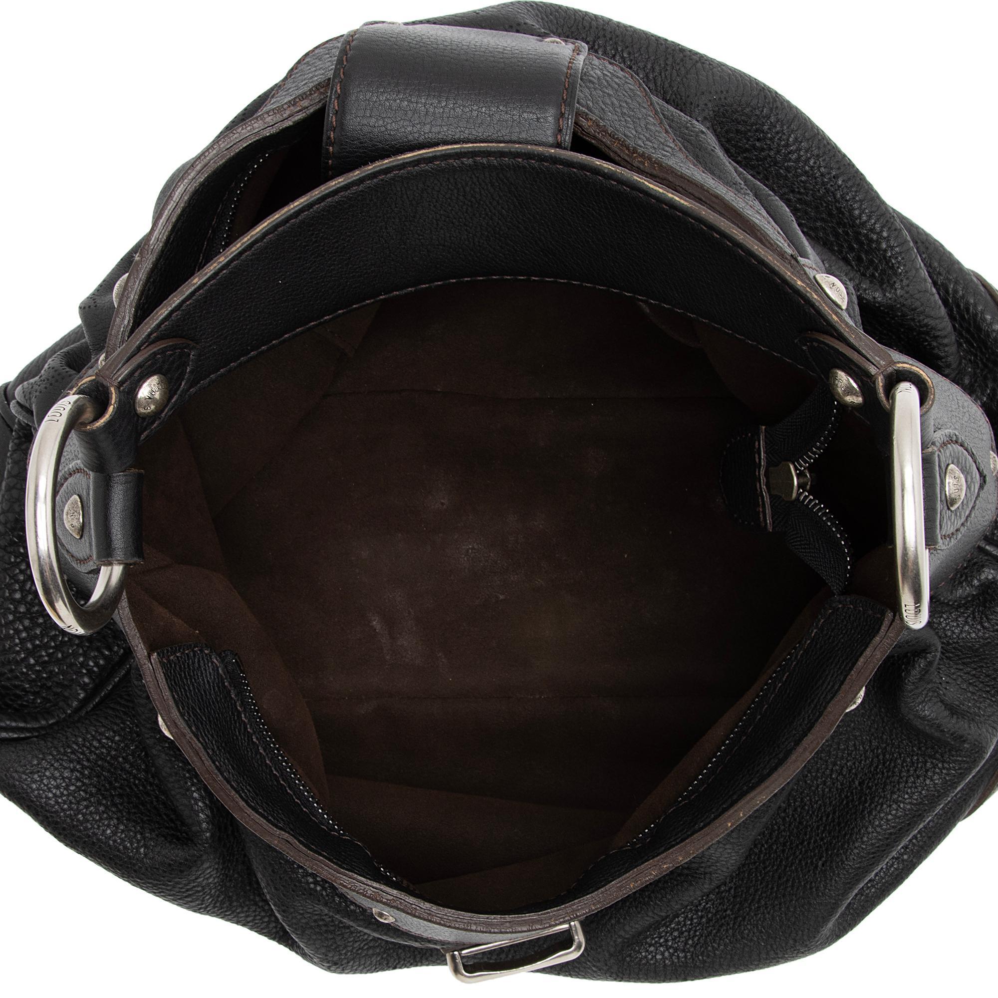 Louis Vuitton Mahina Leather Solar PM Shoulder Bag (SHF-JBw1xS)