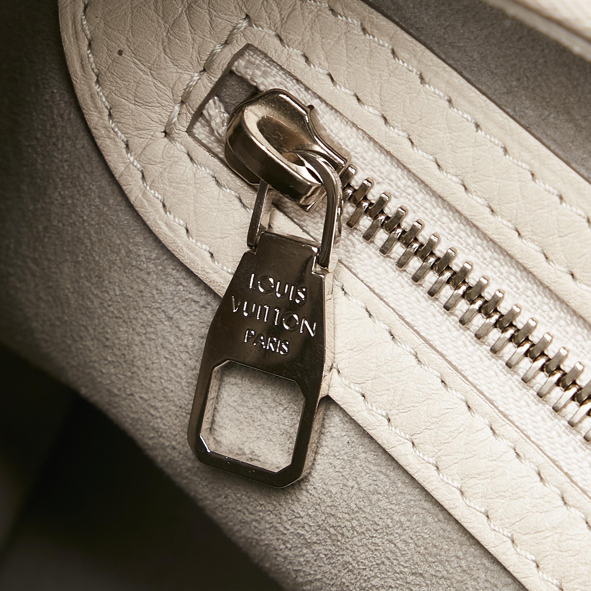 Louis Vuitton Mahina Selene PM (SHG-jFgYiJ)