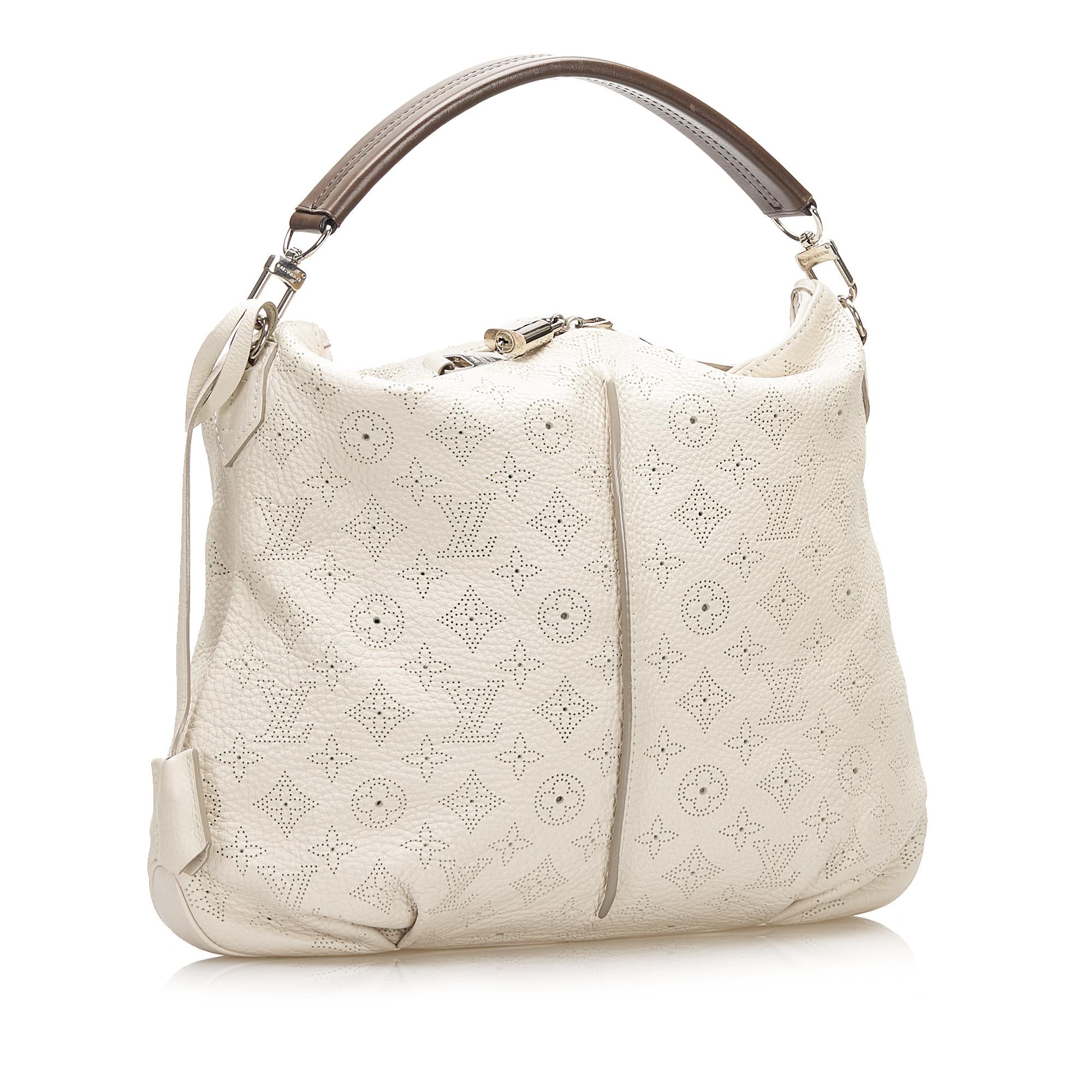 Louis Vuitton Mahina Selene PM (SHG-jFgYiJ)
