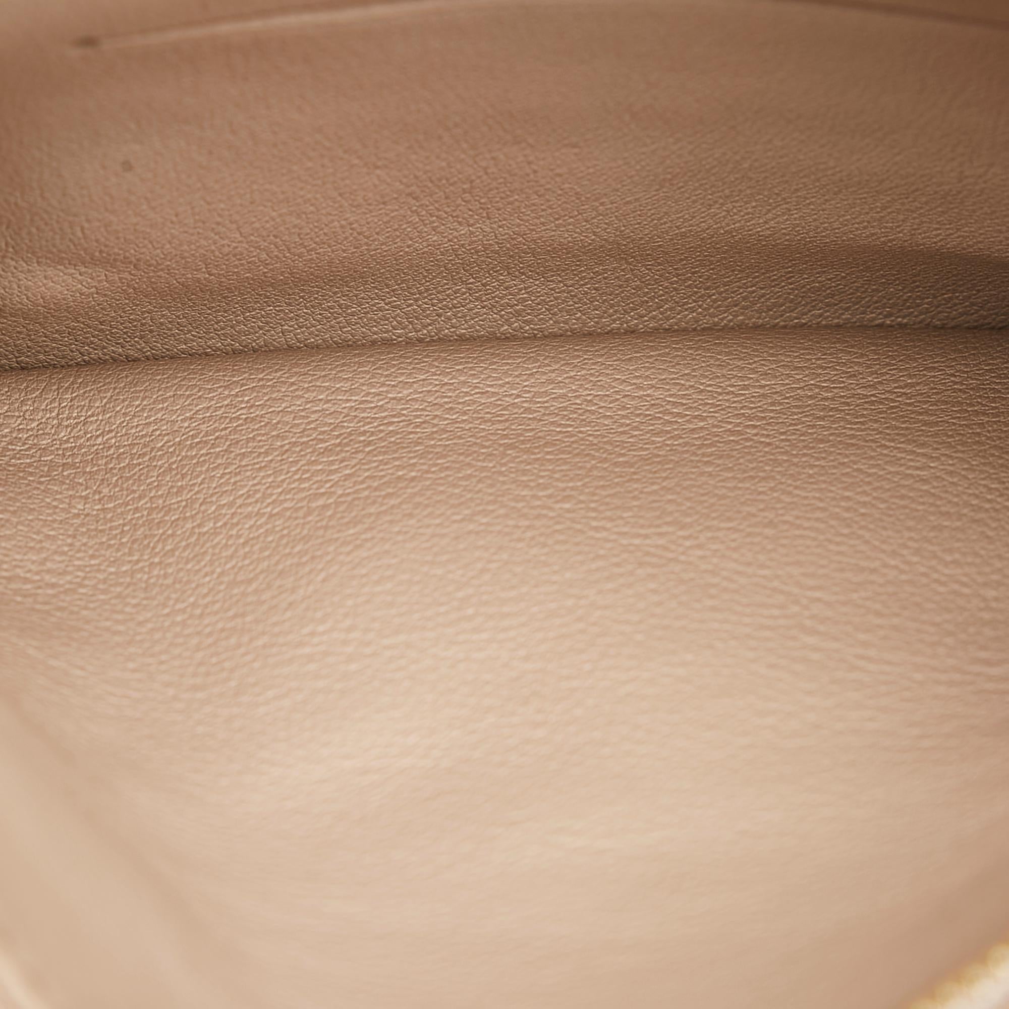 Louis Vuitton Mahina Selene PM (SHG-qLBwCG)