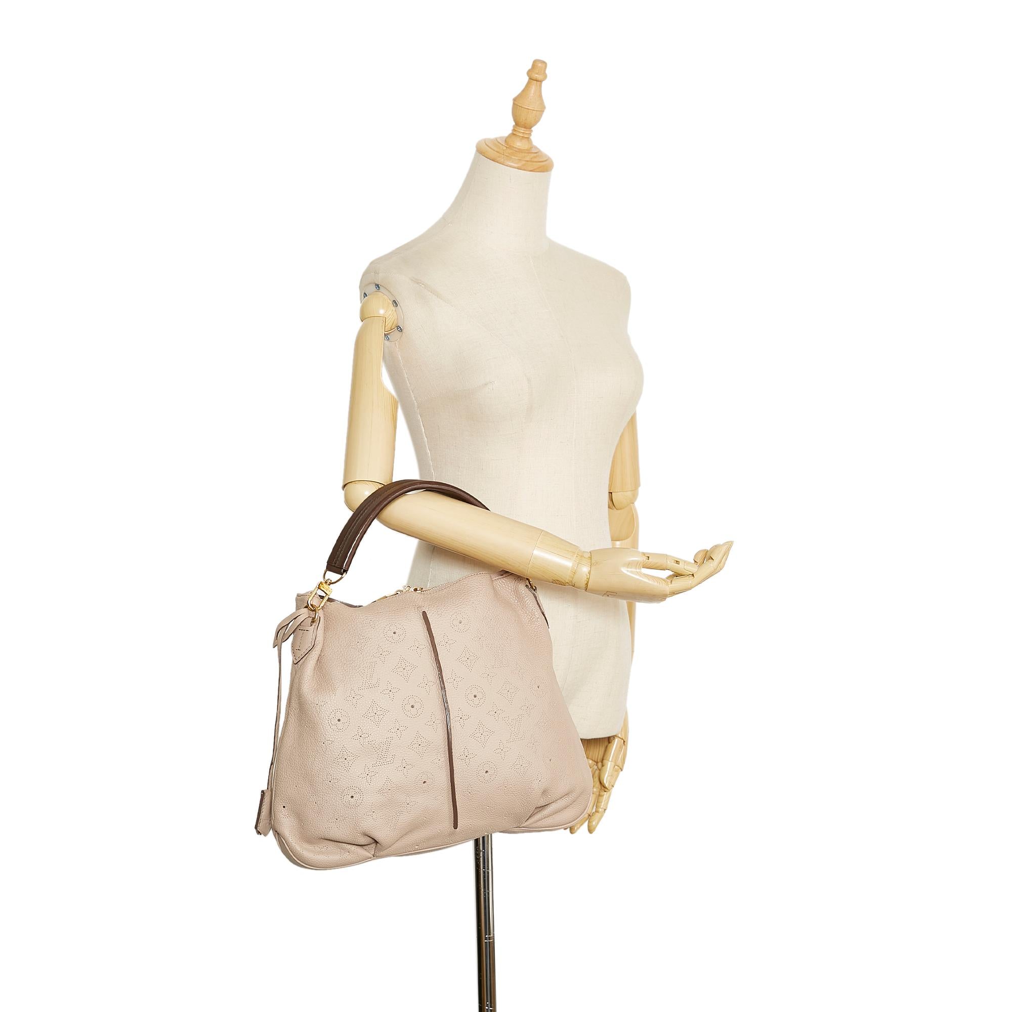 Louis Vuitton Mahina Selene PM (SHG-qLBwCG)