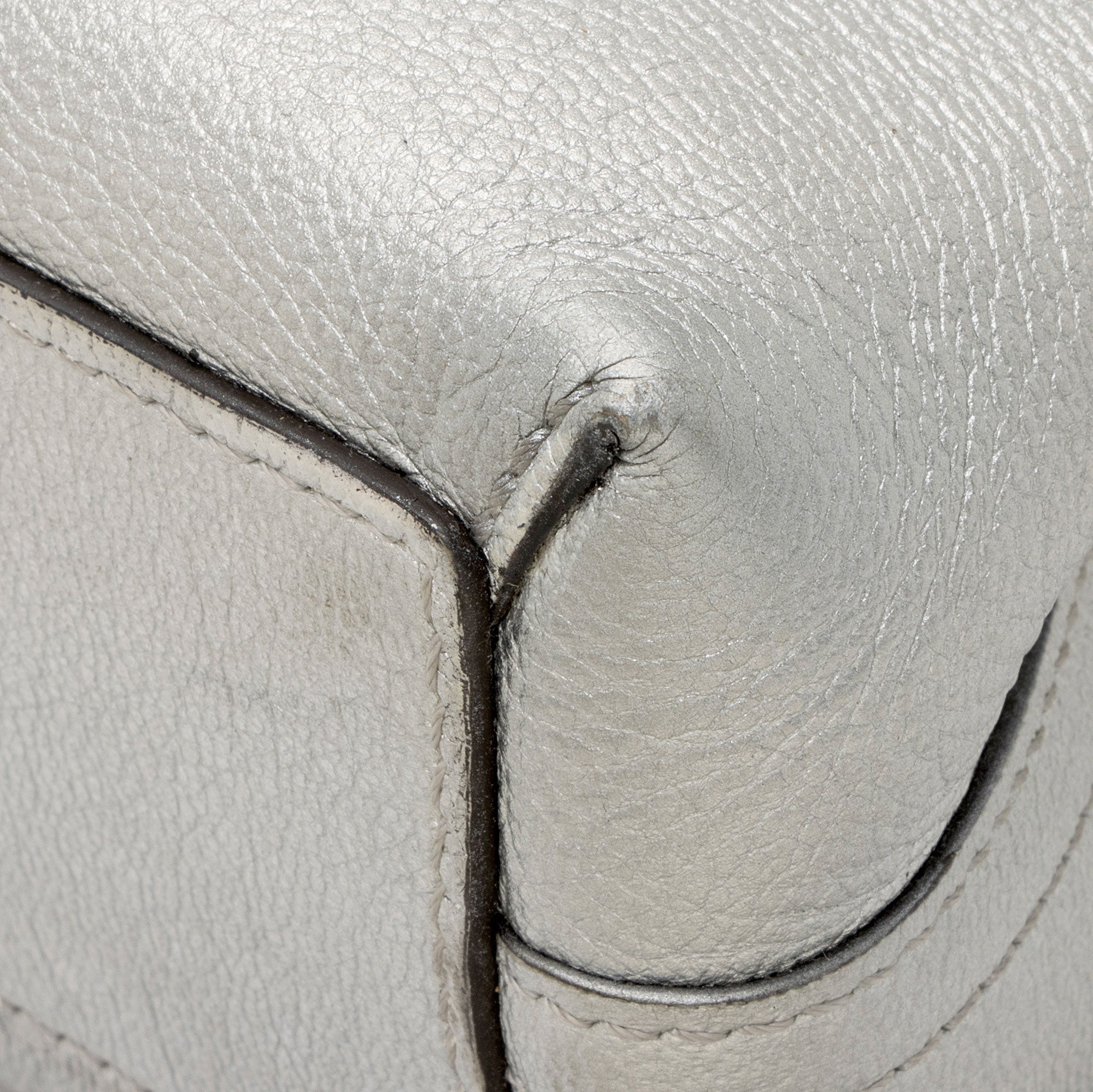 Louis Vuitton Metallic Leather Braided Very Chain Bag (SHF-s7snVl)