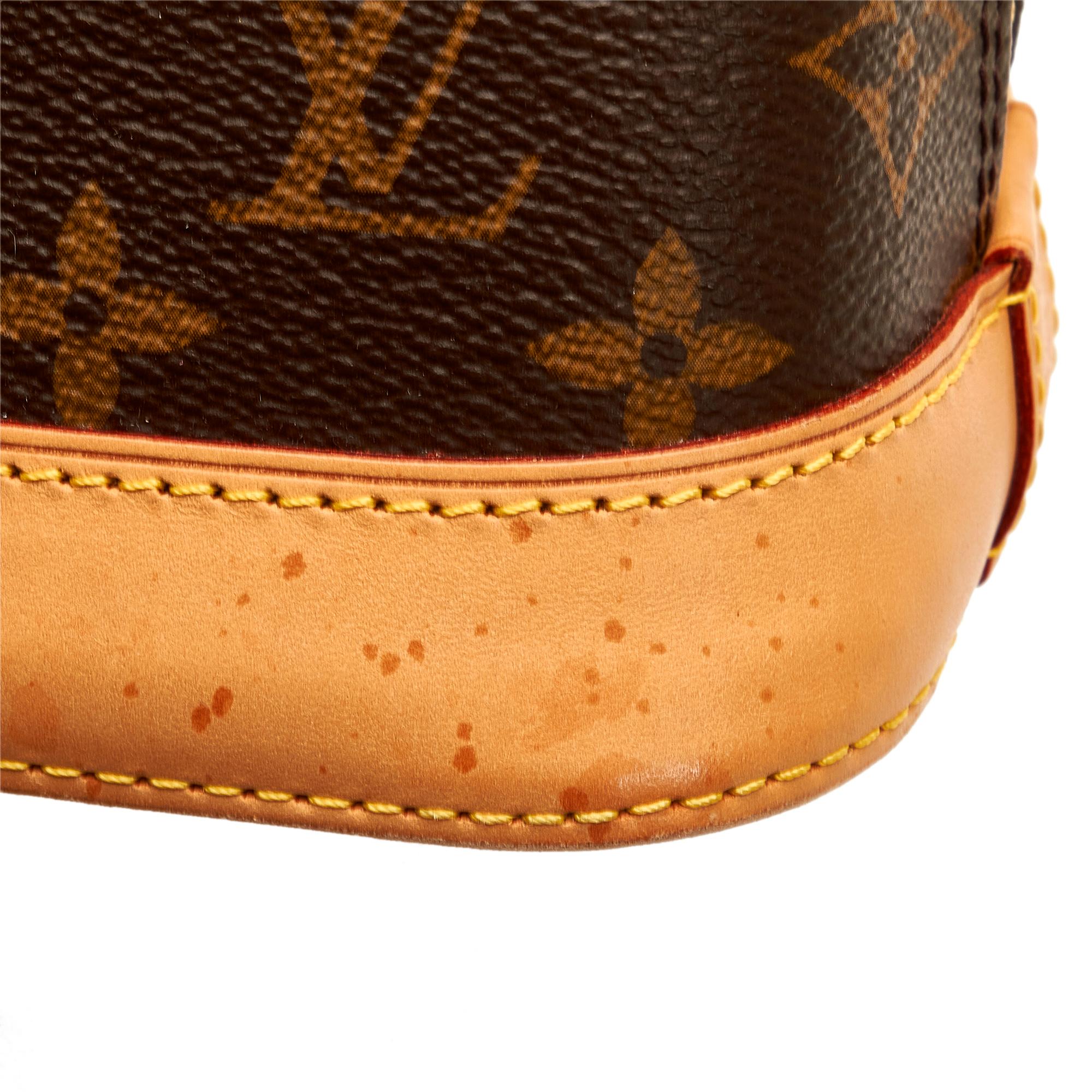 Louis Vuitton Monogram Alma BB (SHG-Ptf9Ij)