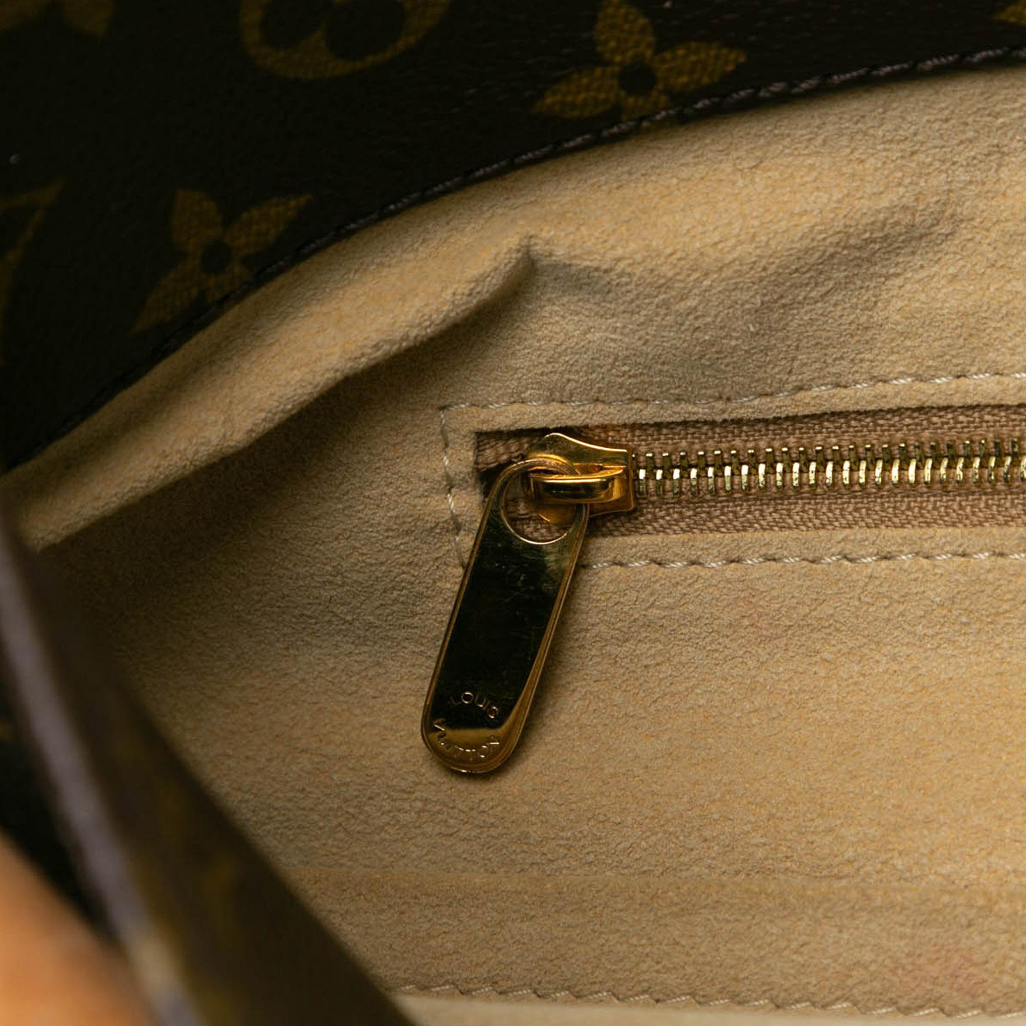 Louis Vuitton Monogram Artsy MM