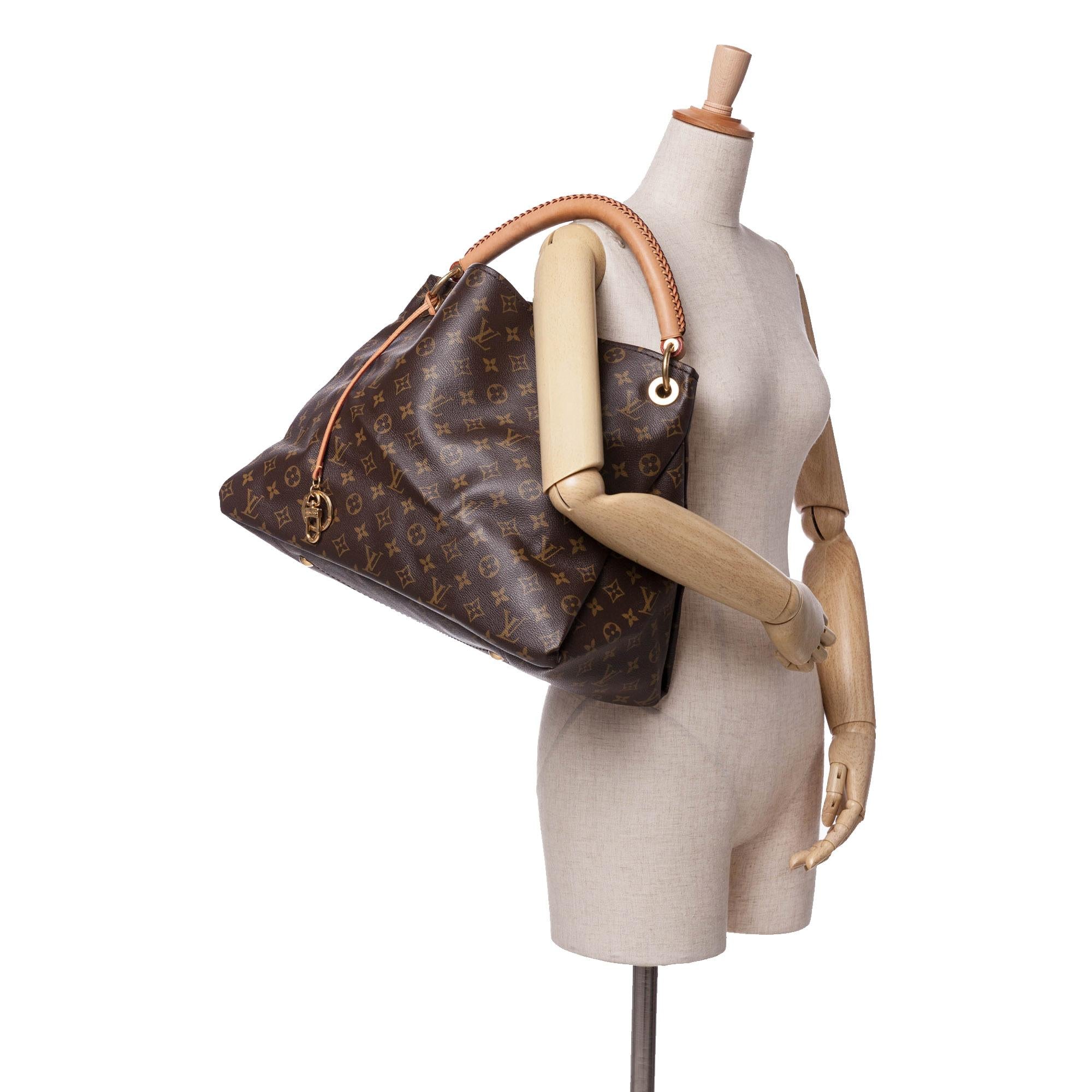 Louis Vuitton Monogram Artsy MM