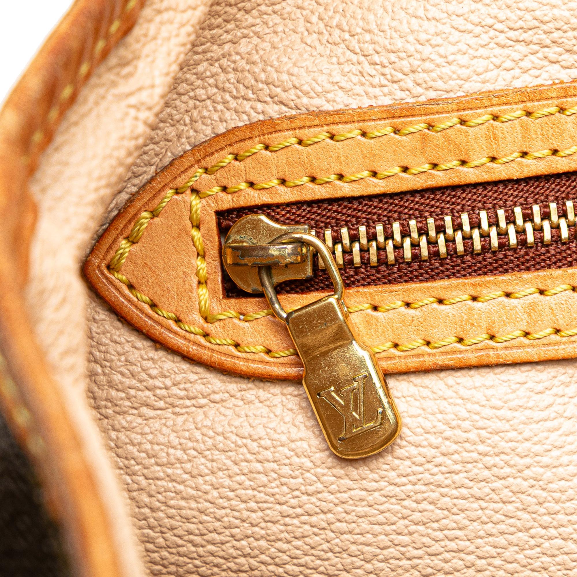 Louis Vuitton Monogram Bucket GM