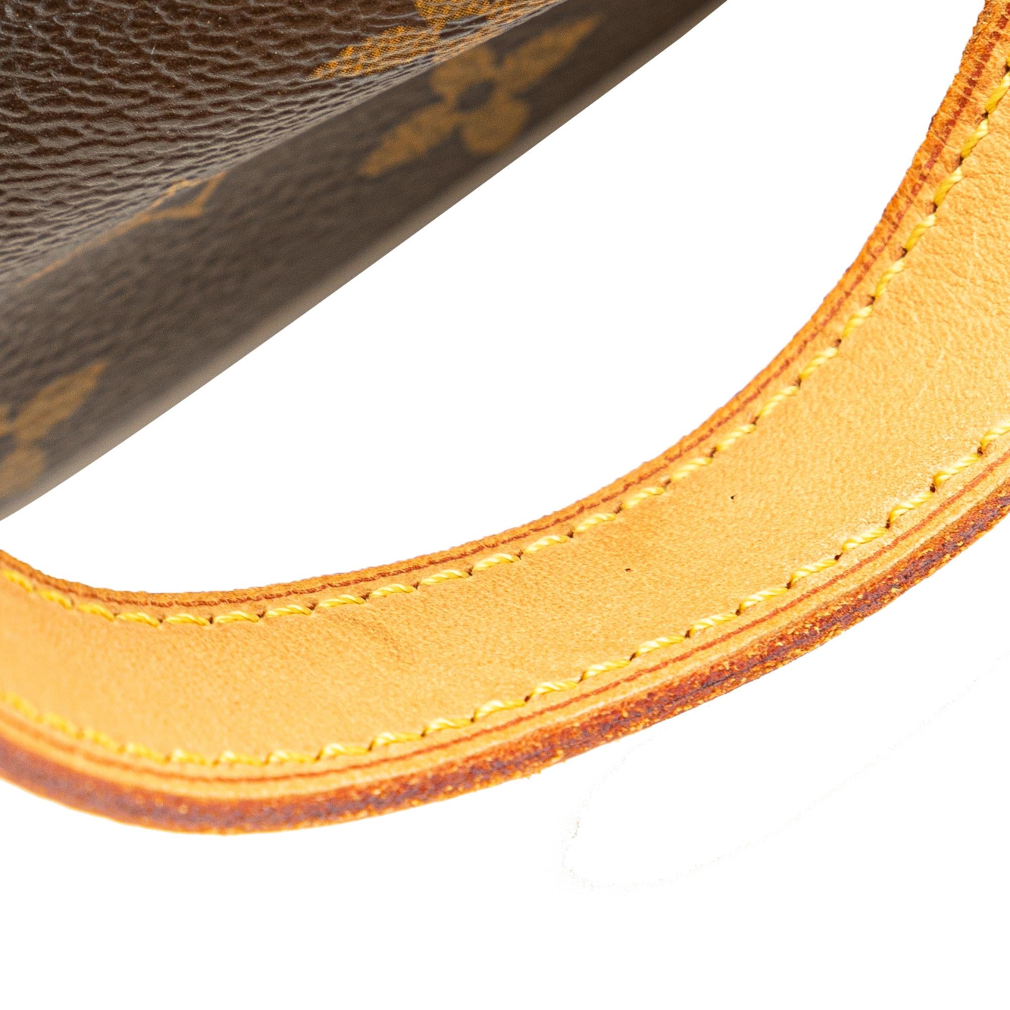 Louis Vuitton Monogram Cabas Mezzo (SHG-gzaNlL)