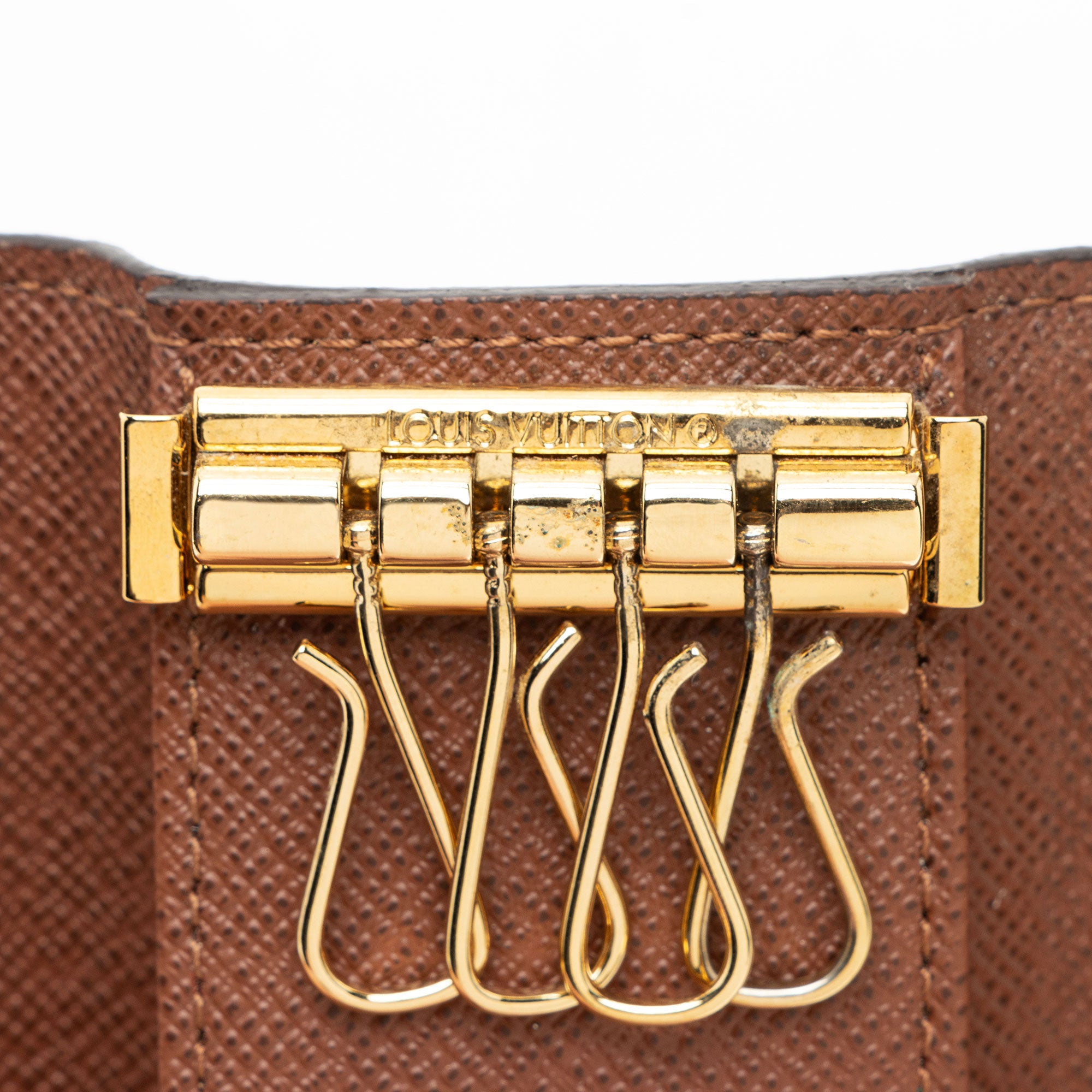Louis Vuitton Monogram Canvas 4 Key Holder (SHF-F97dEY)