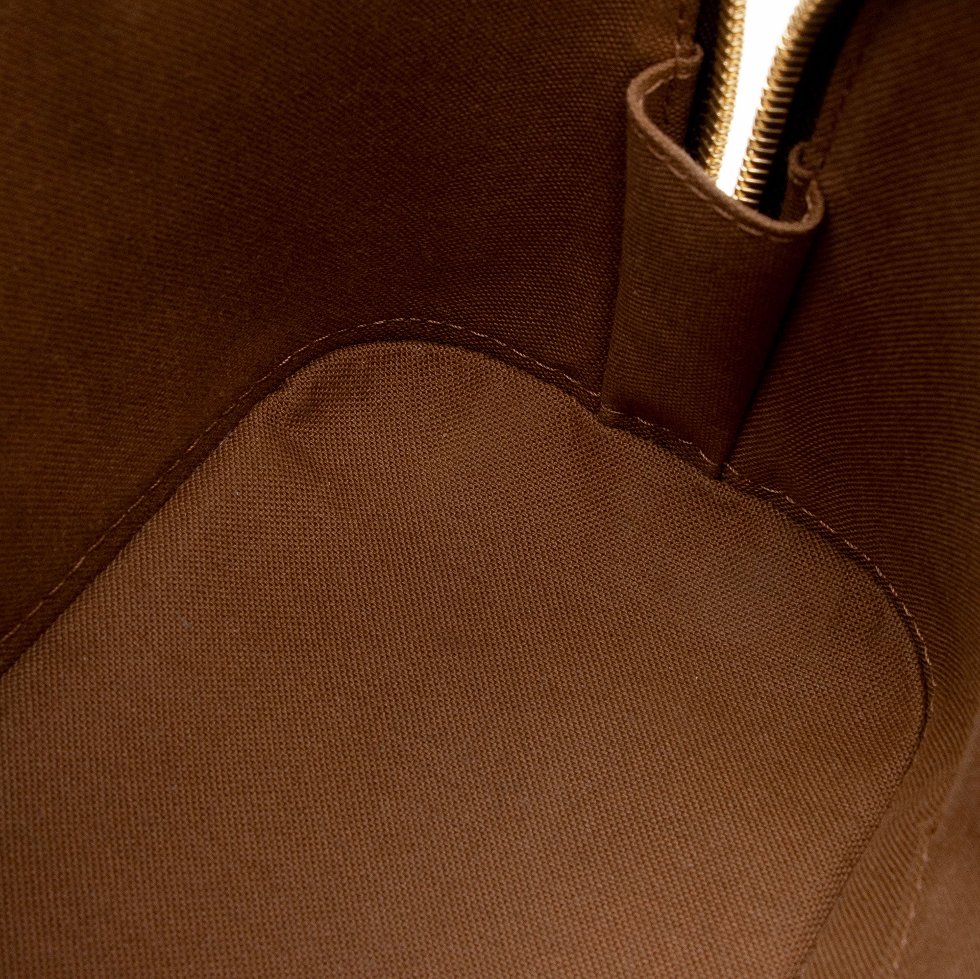 Louis Vuitton Monogram Canvas Alma BB Satchel (SHF-ymVpow)