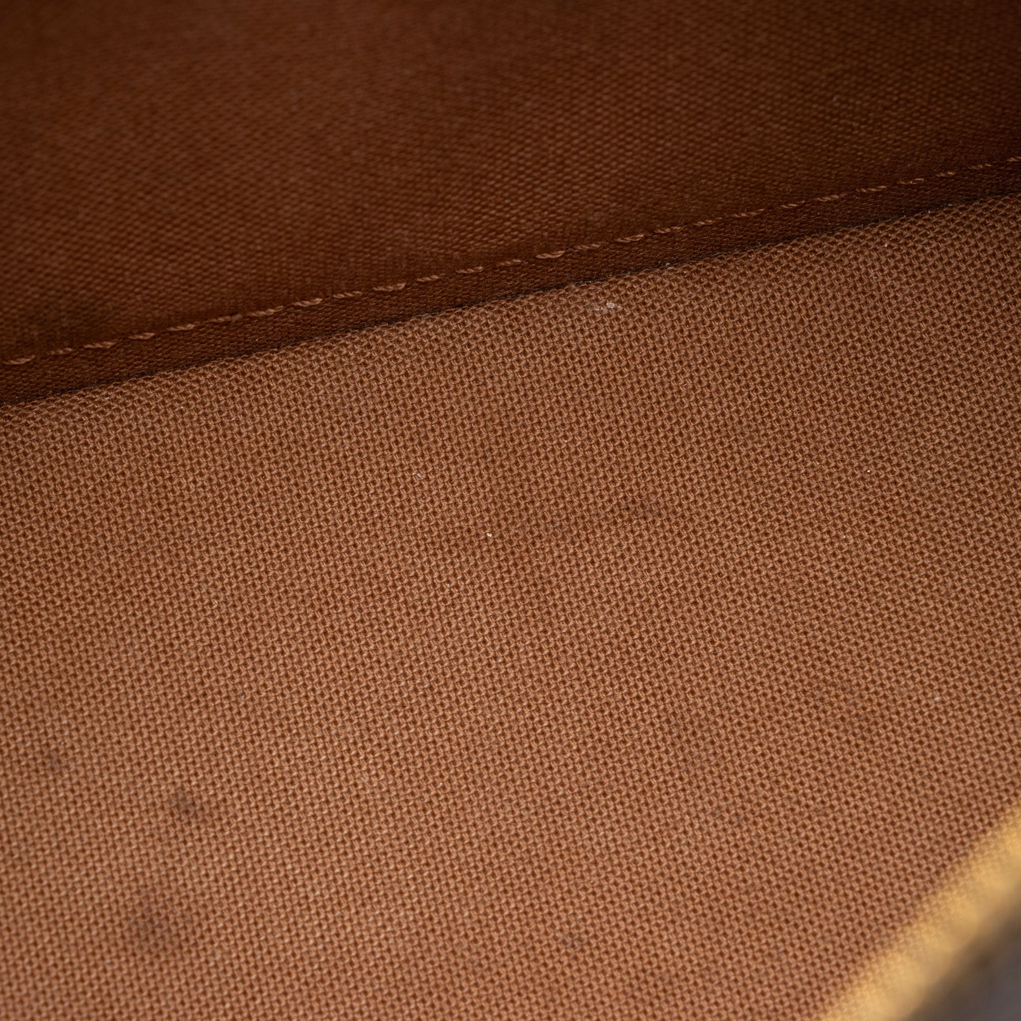 Louis Vuitton Monogram Canvas Alma BB Satchel (SHF-c05Jj5)