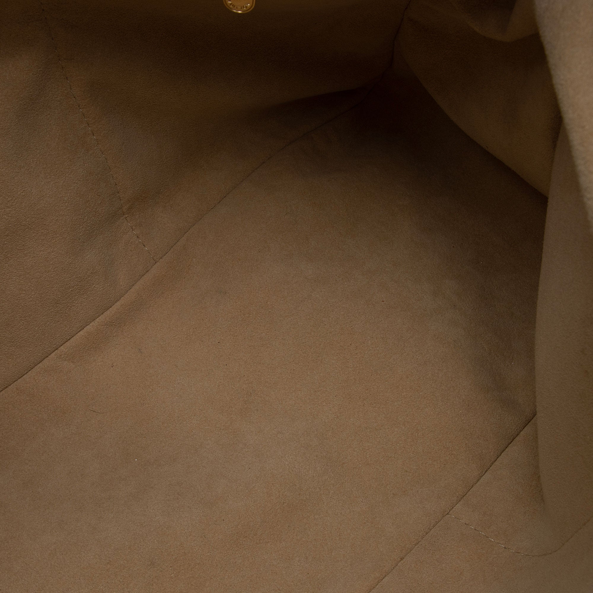 Louis Vuitton Monogram Canvas Artsy MM Shoulder Bag (SHF-SB1tCn)