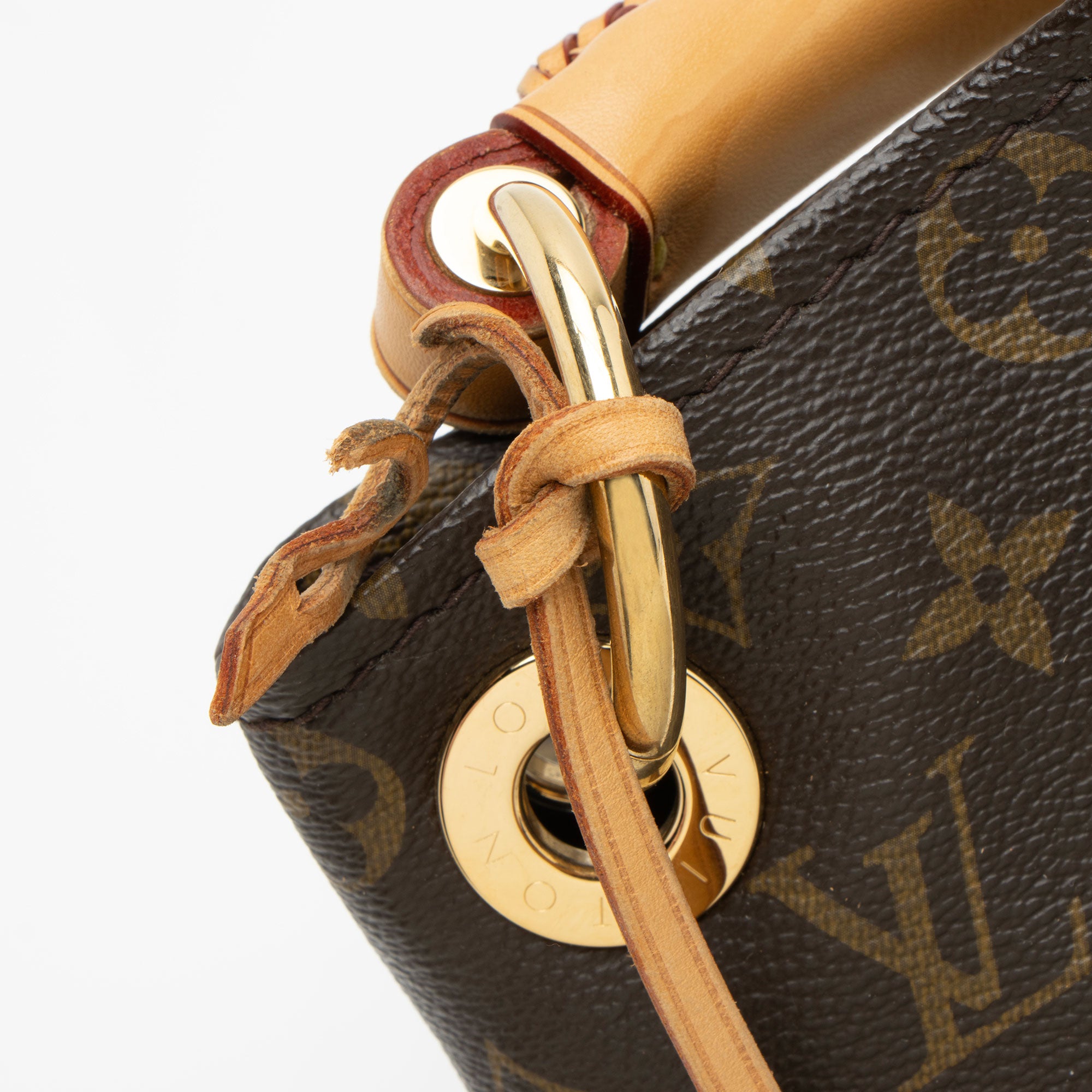 Louis Vuitton Monogram Canvas Artsy MM Shoulder Bag (SHF-smmYGK)