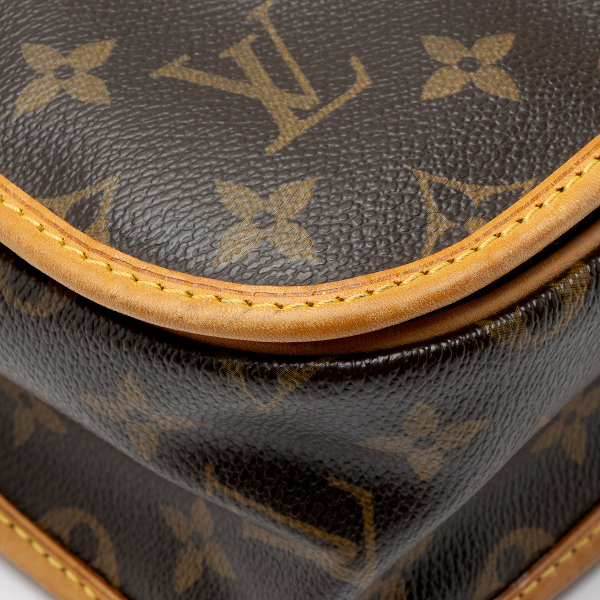 Louis Vuitton Monogram Canvas Bosphore PM Messenger