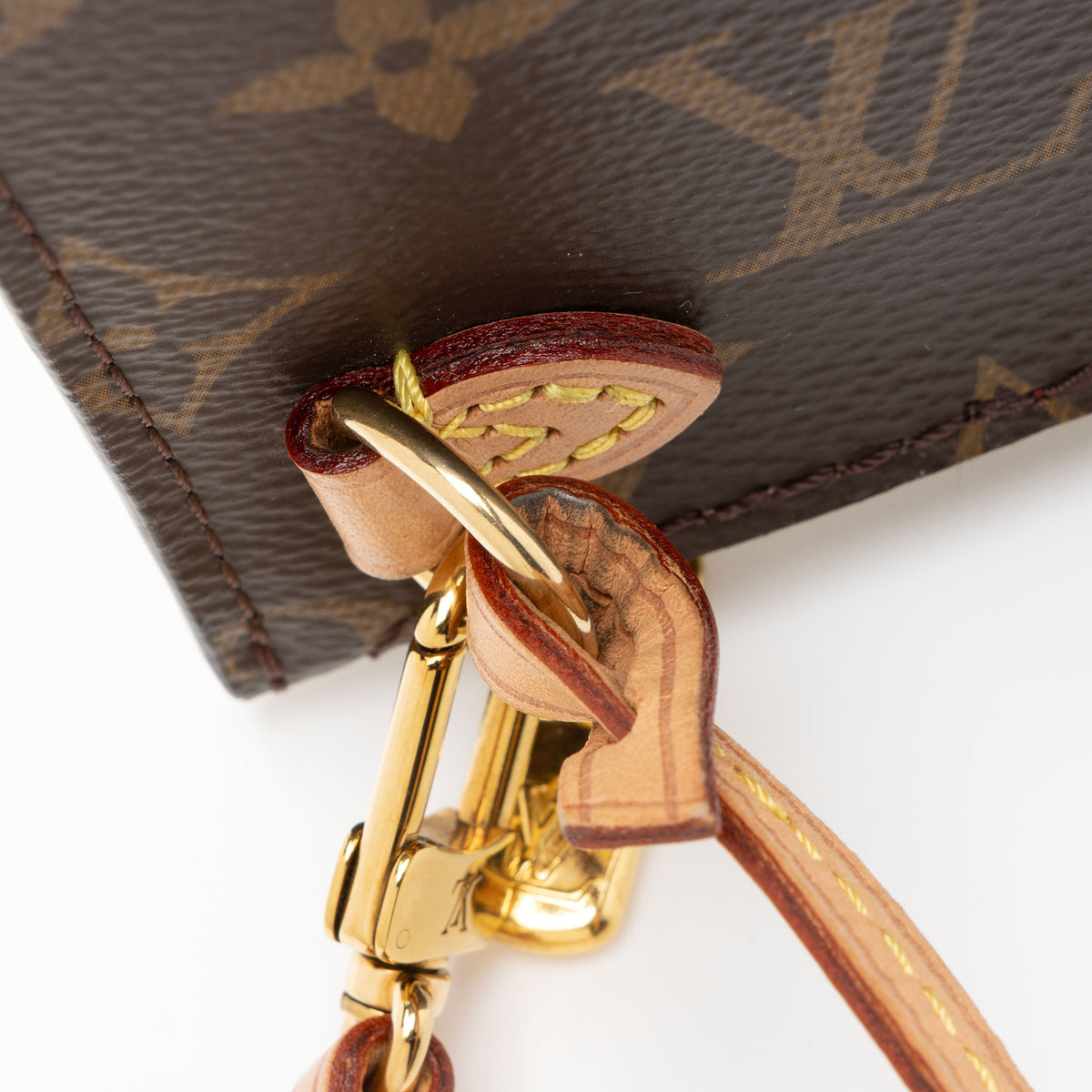 Louis Vuitton Monogram Canvas Carry It Pochette