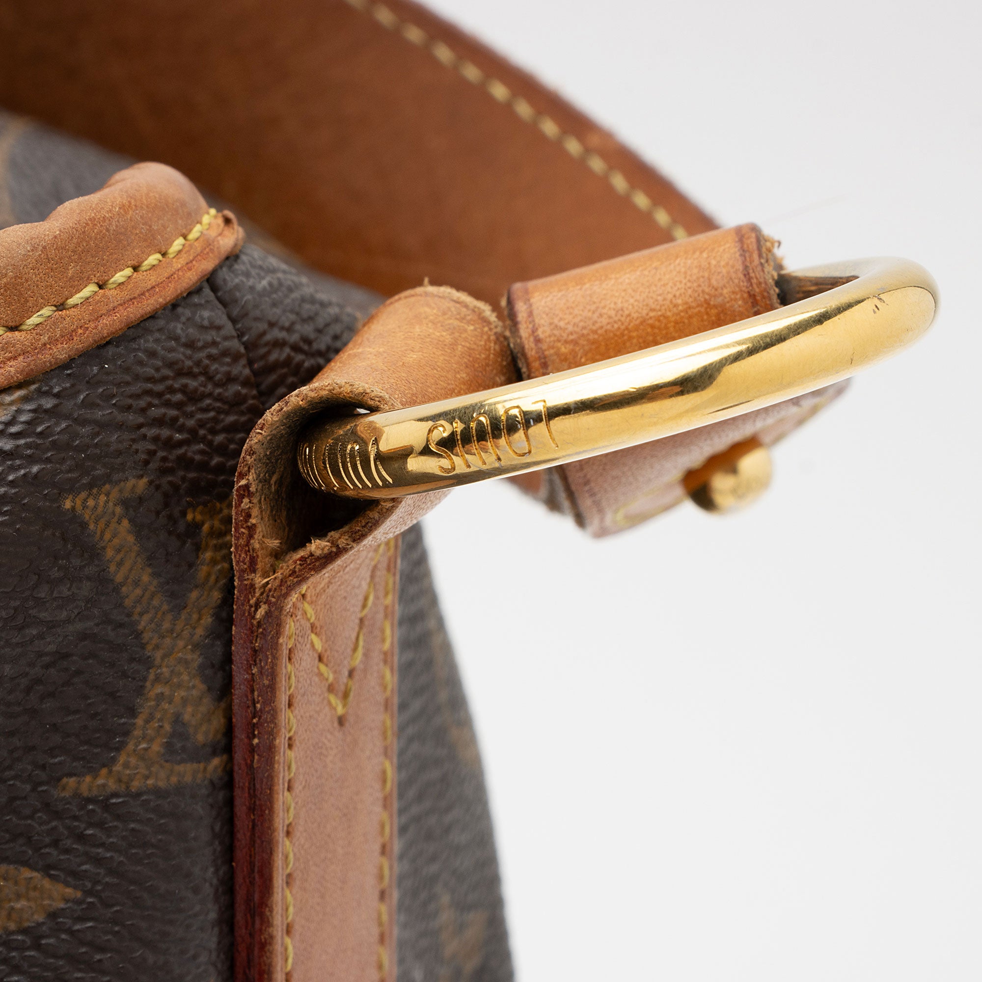 Louis Vuitton Monogram Canvas Delightful GM Shoulder Bag (SHF-vimQ1R)