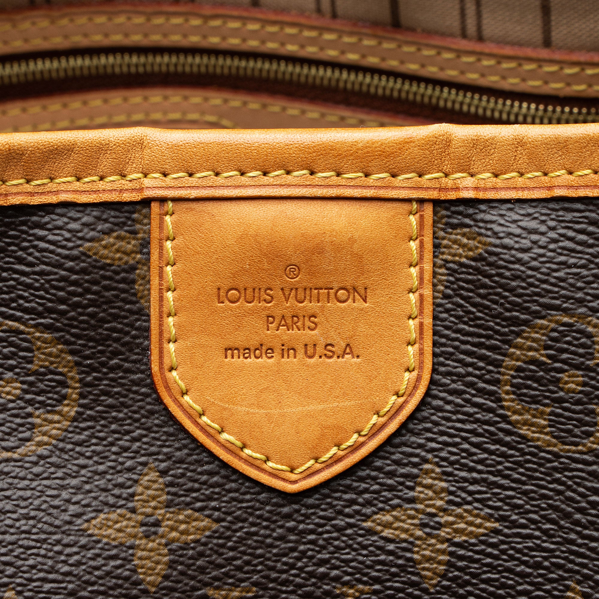 Louis Vuitton Monogram Canvas Delightful MM Shoulder Bag