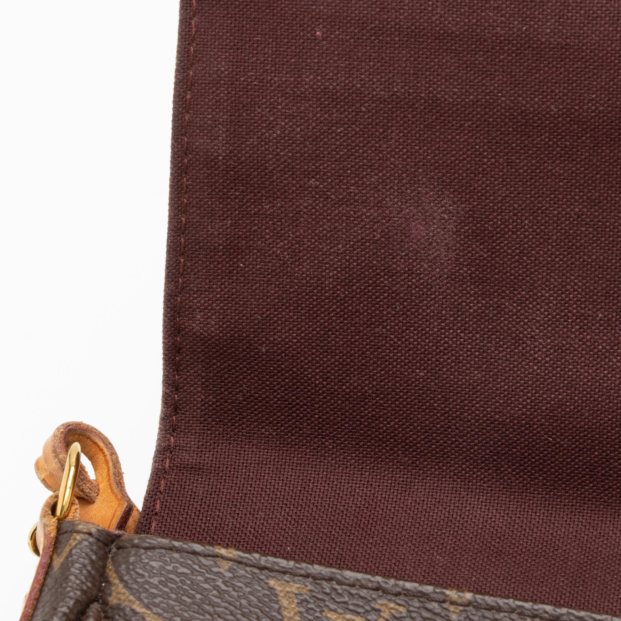 Louis Vuitton Monogram Canvas Favorite MM Shoulder Bag (SHF-52TDrJ)
