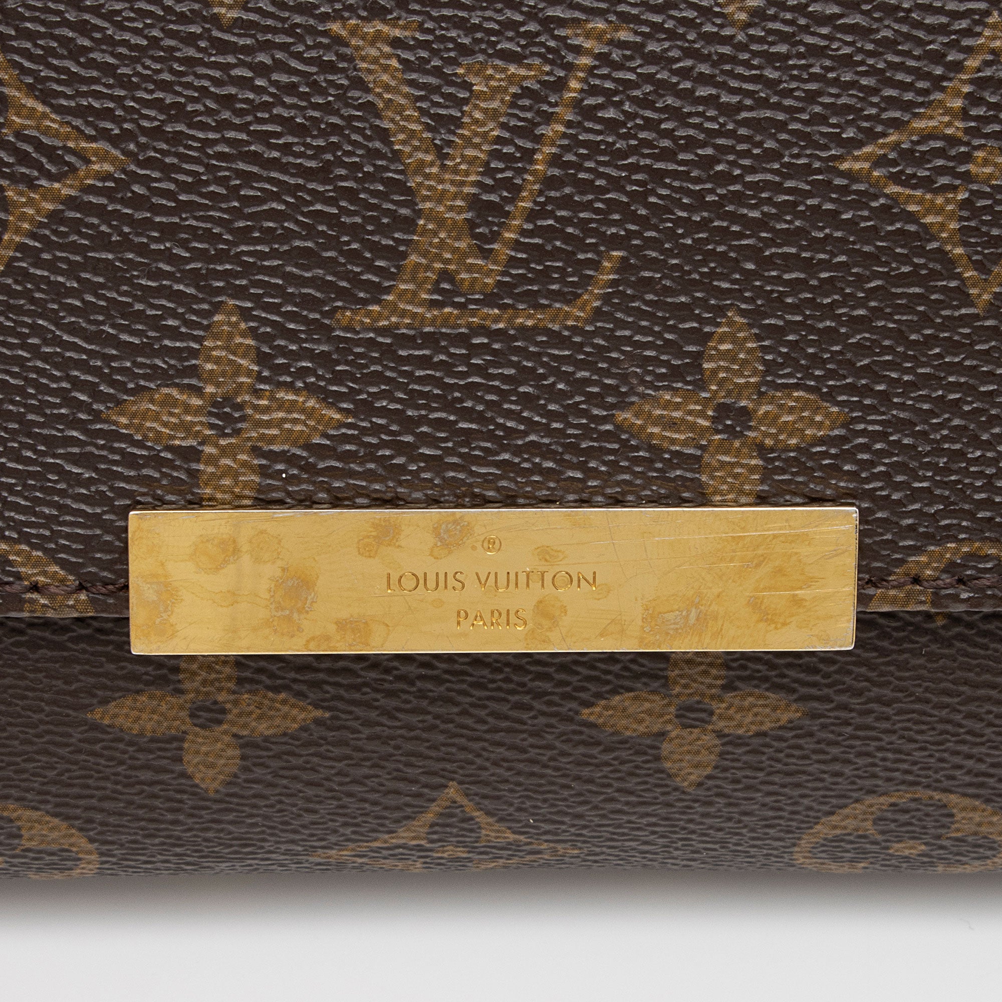 Louis Vuitton Monogram Canvas Favorite MM Shoulder Bag (SHF-xFSUWY)