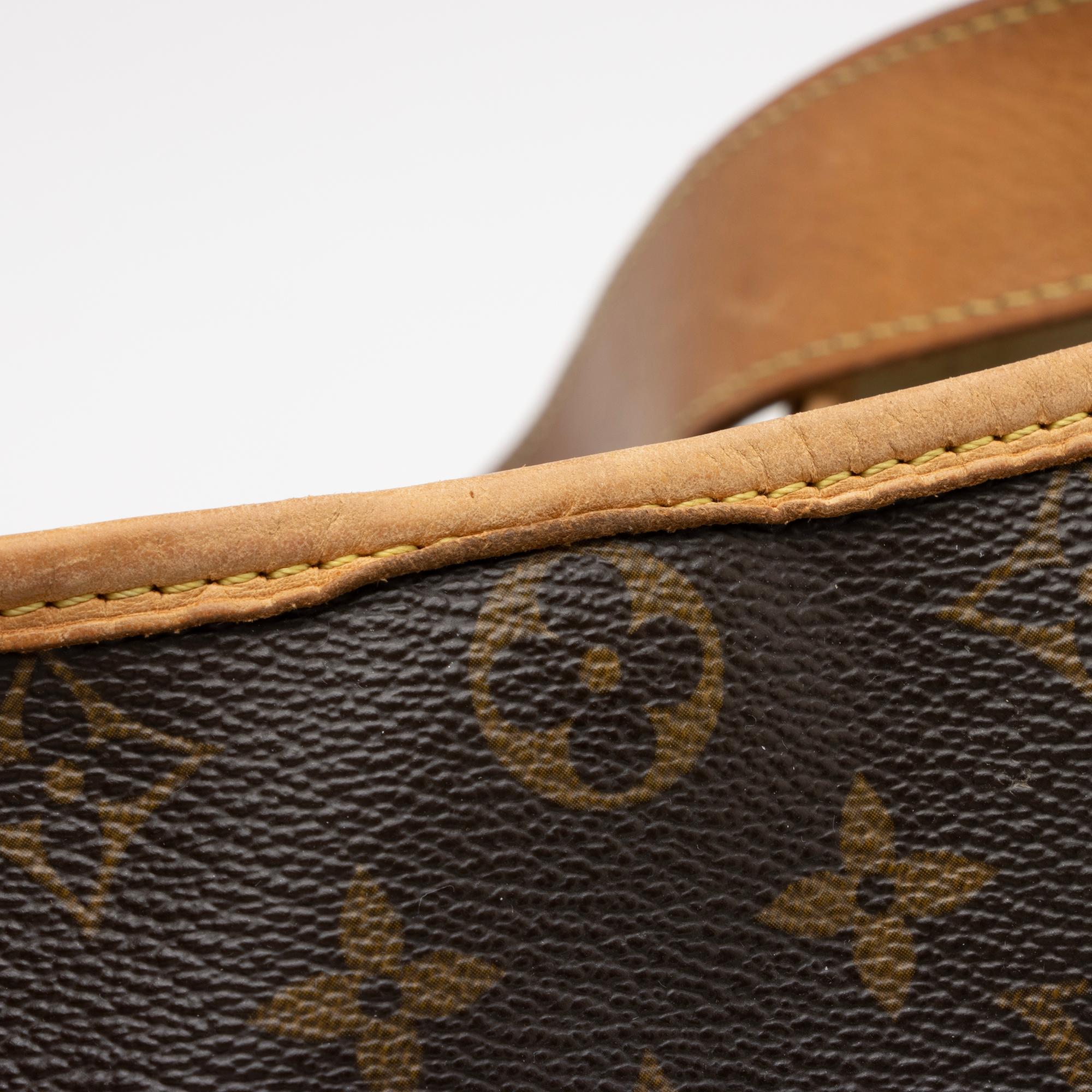 Louis Vuitton Monogram Canvas Galliera GM Shoulder Bag (SHF-pgVfNc)
