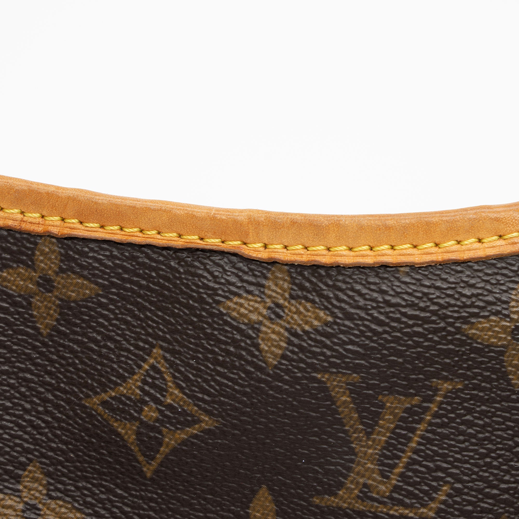 Louis Vuitton Monogram Canvas Galliera PM Shoulder Bag (SHF-nUMyXQ)