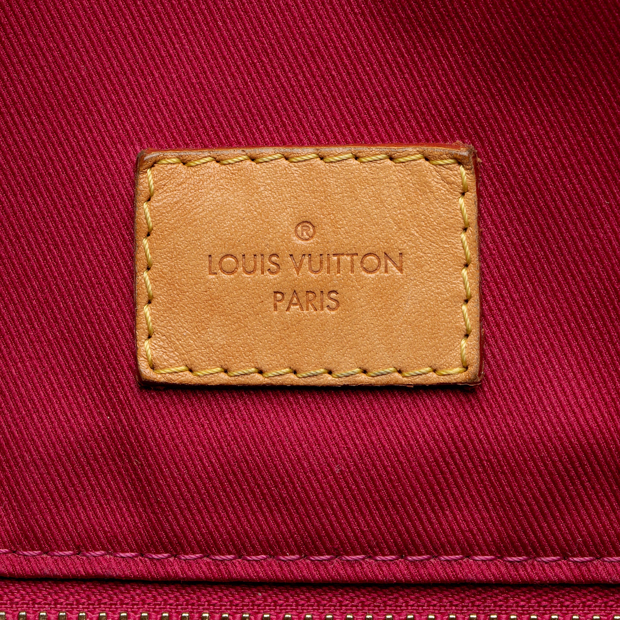 Louis Vuitton Monogram Canvas Graceful MM Hobo (SHF-0g4KDP)