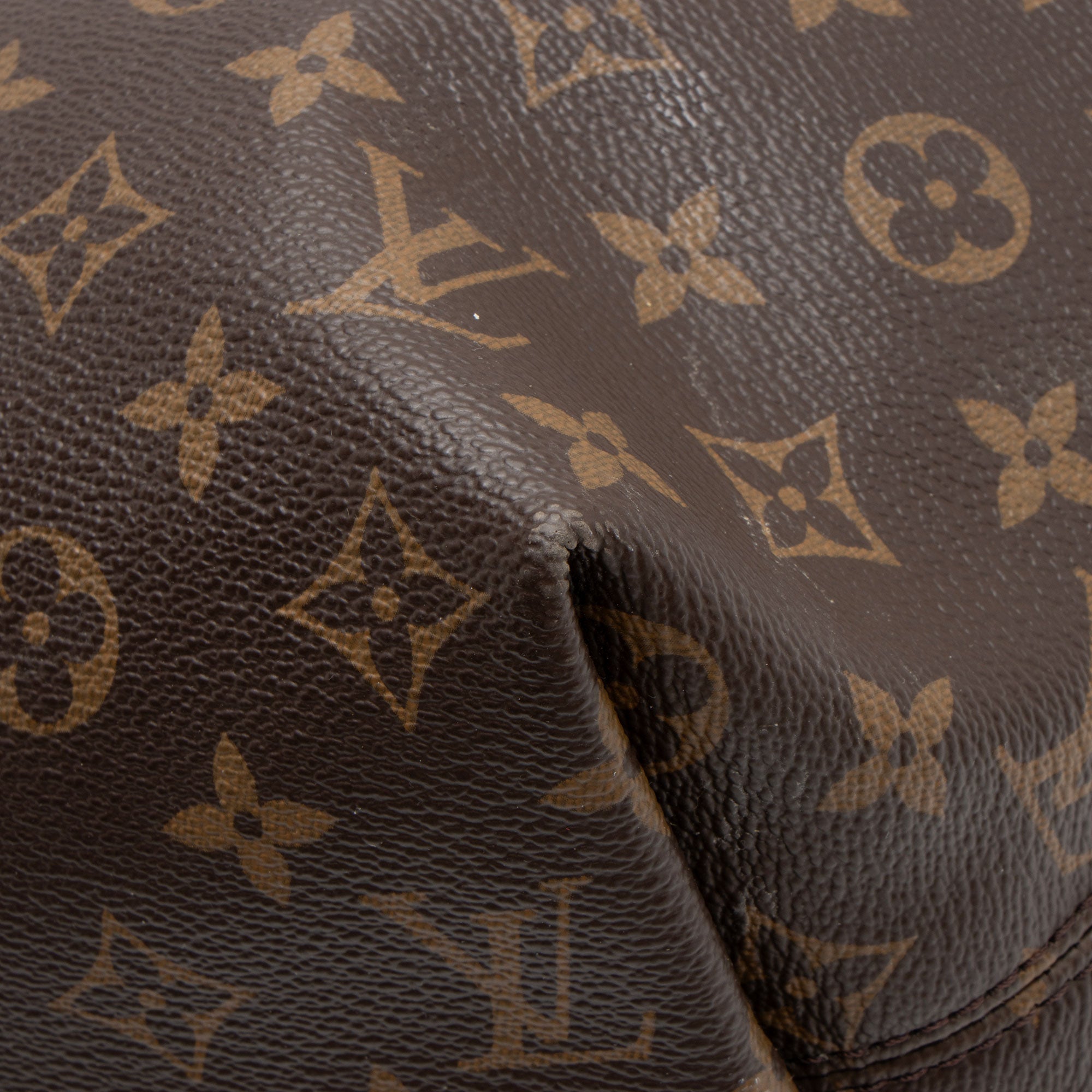 Louis Vuitton Monogram Canvas Graceful MM Hobo (SHF-Qx8RK4)