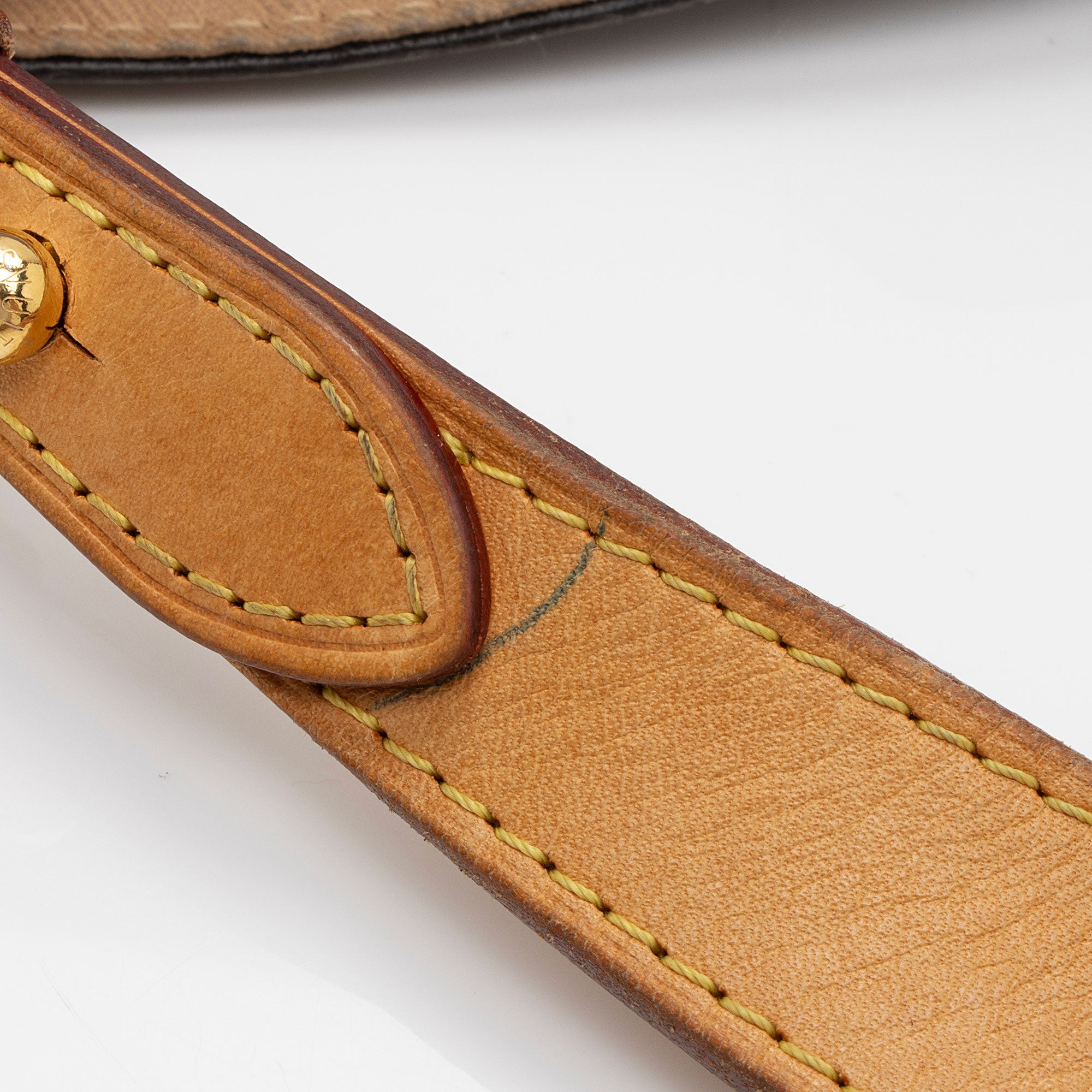 Louis Vuitton Monogram Canvas Graceful PM Hobo (SHF-8CF3hY)