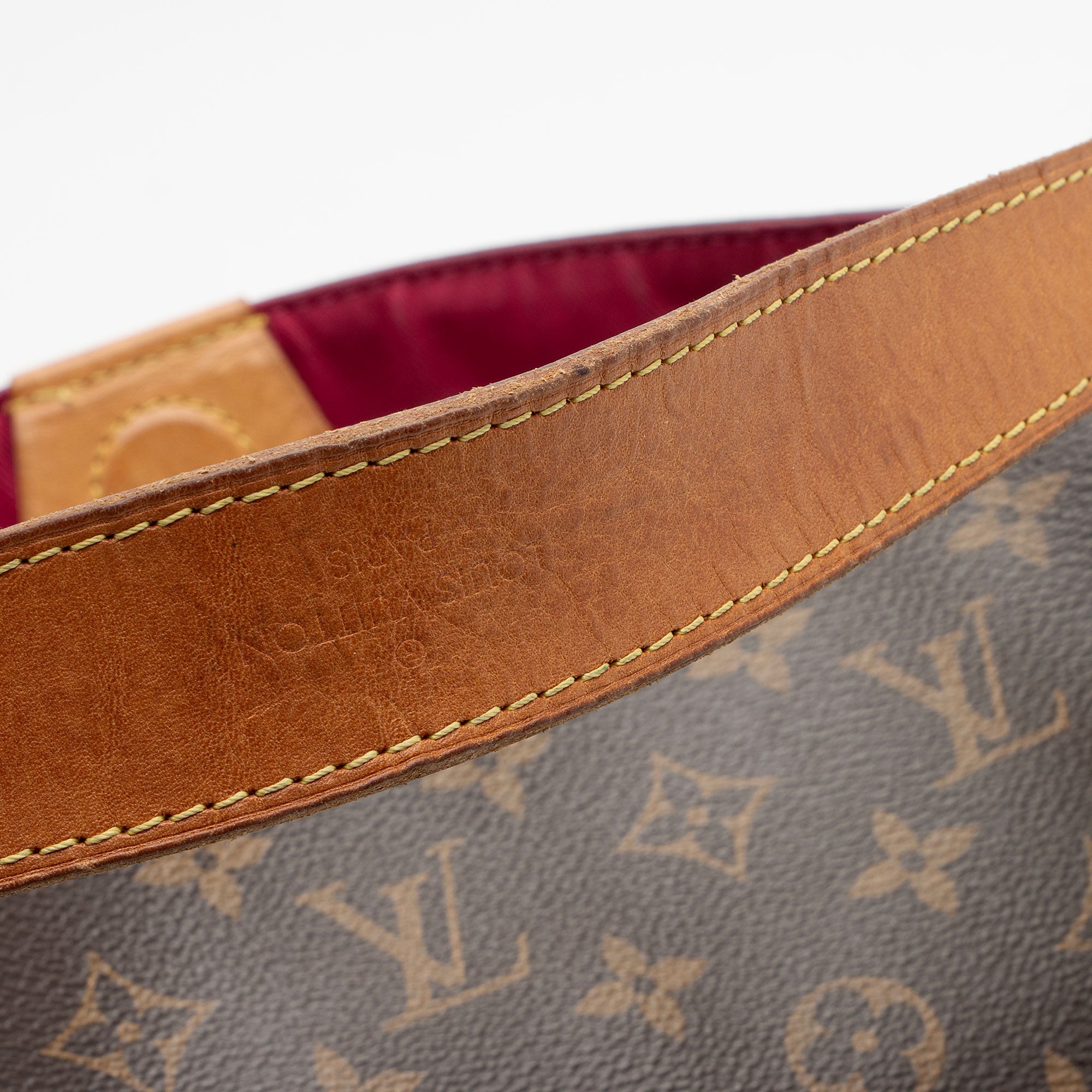 Louis Vuitton Monogram Canvas Graceful PM Hobo (SHF-dp1YDV)