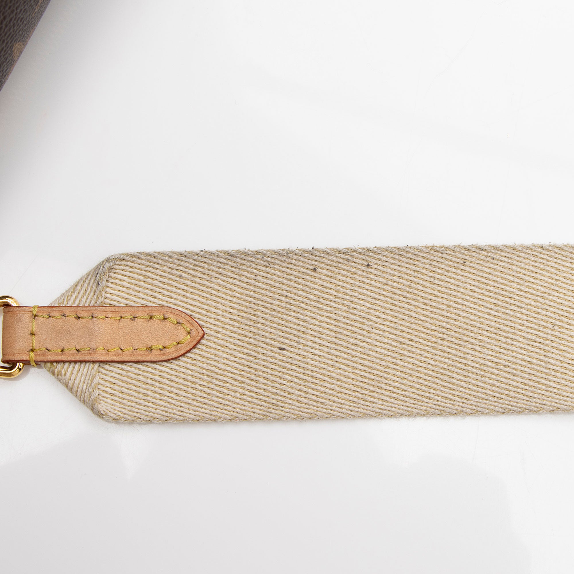 Louis Vuitton Monogram Canvas High Rise Bumbag (SHF-L7Mce0)