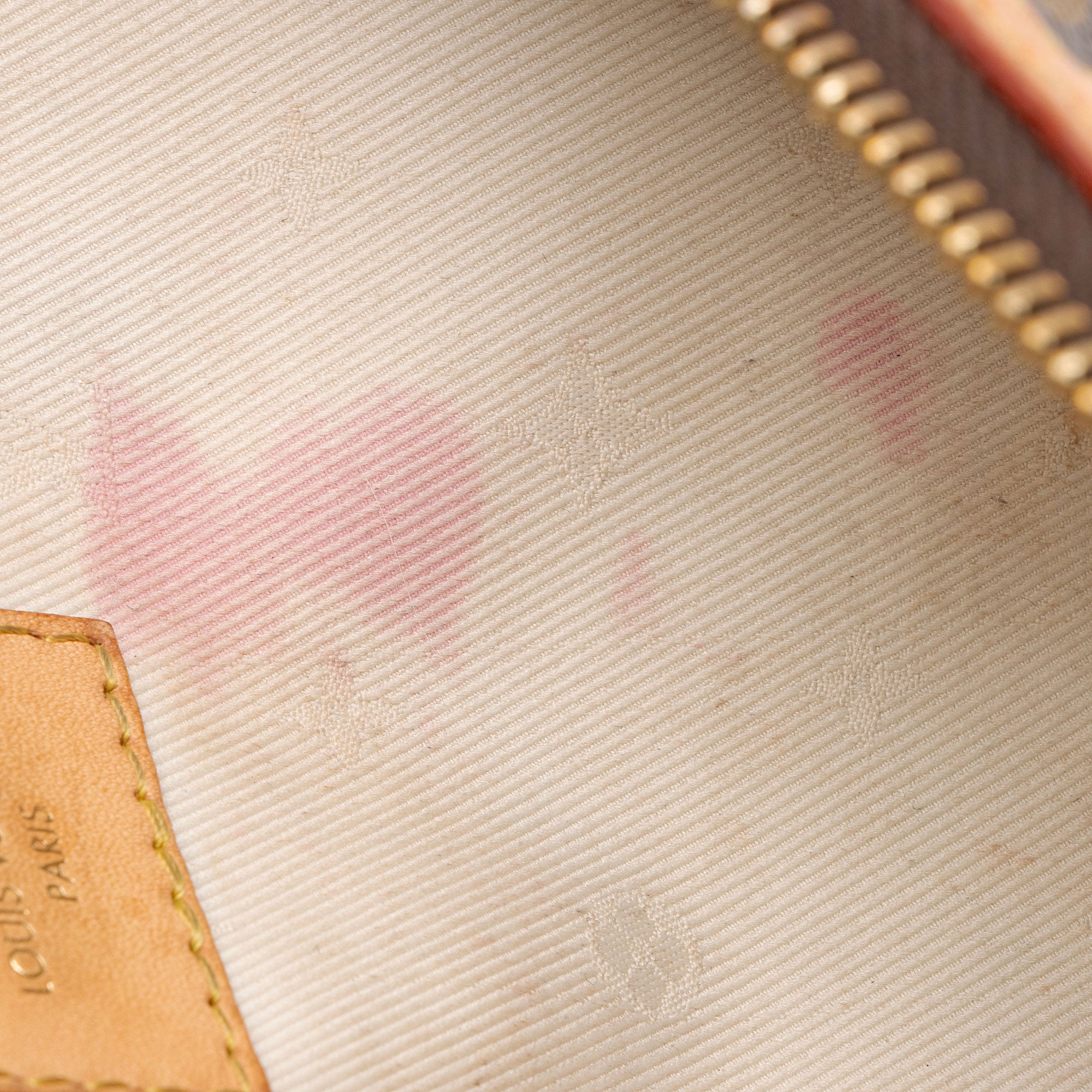 Louis Vuitton Monogram Canvas High Rise Bumbag