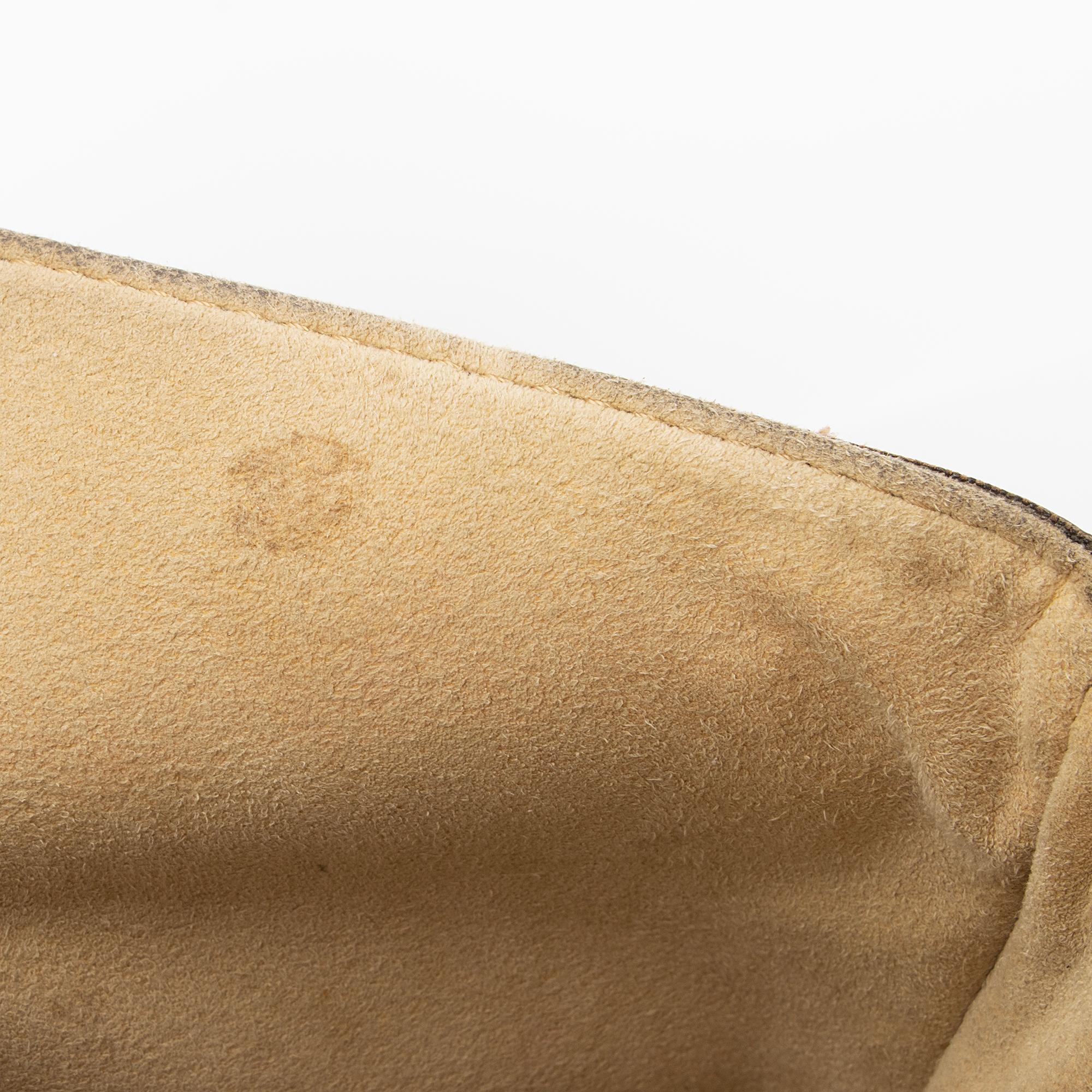 Louis Vuitton Monogram Canvas Hudson PM Shoulder Bag (SHF-23168)